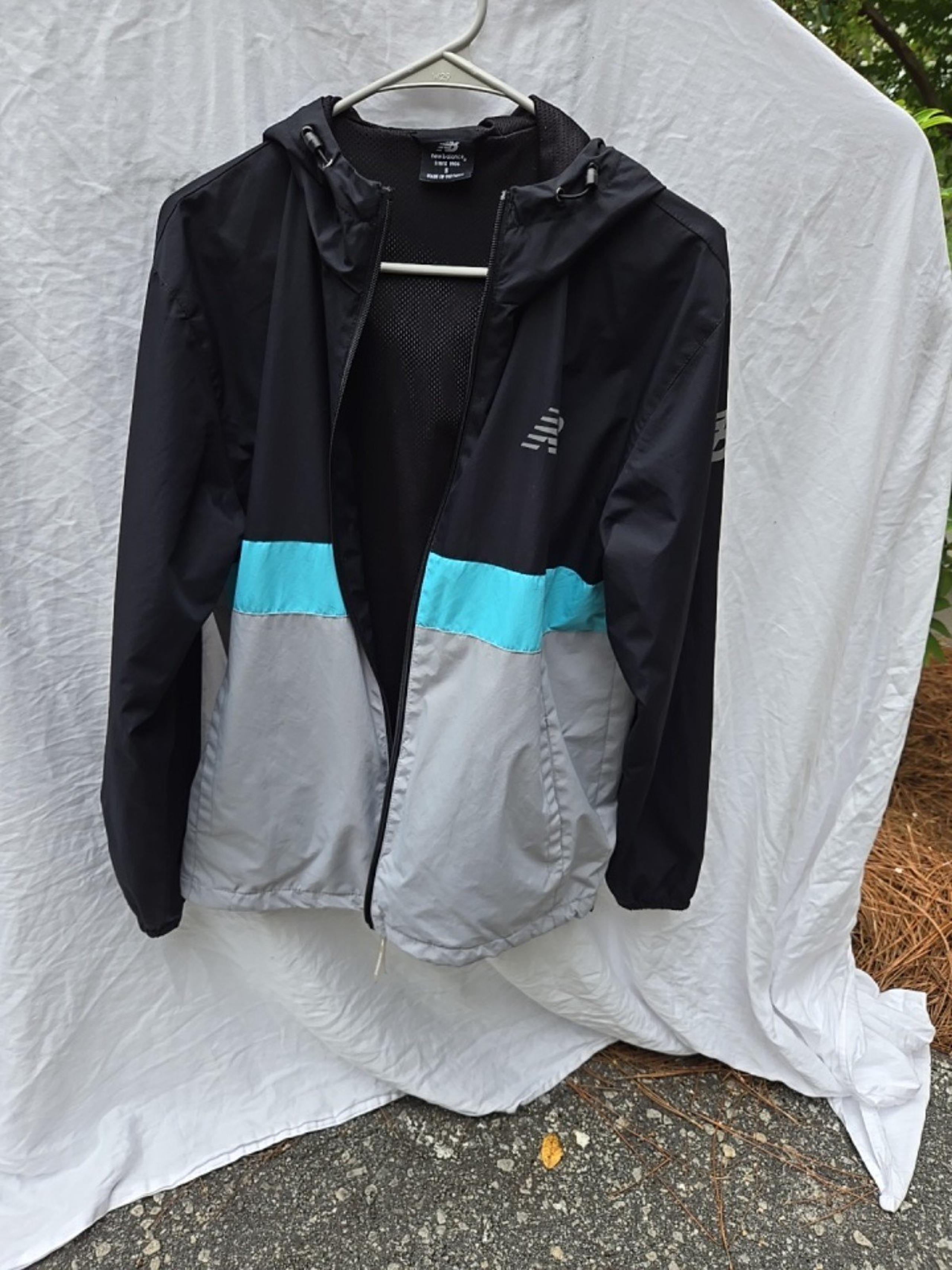 New Balance women's windbreaker jacket, size small, pre-owned