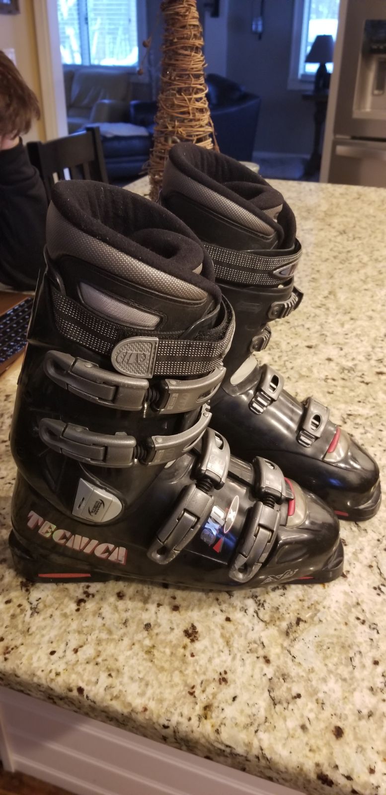 mens ski boots