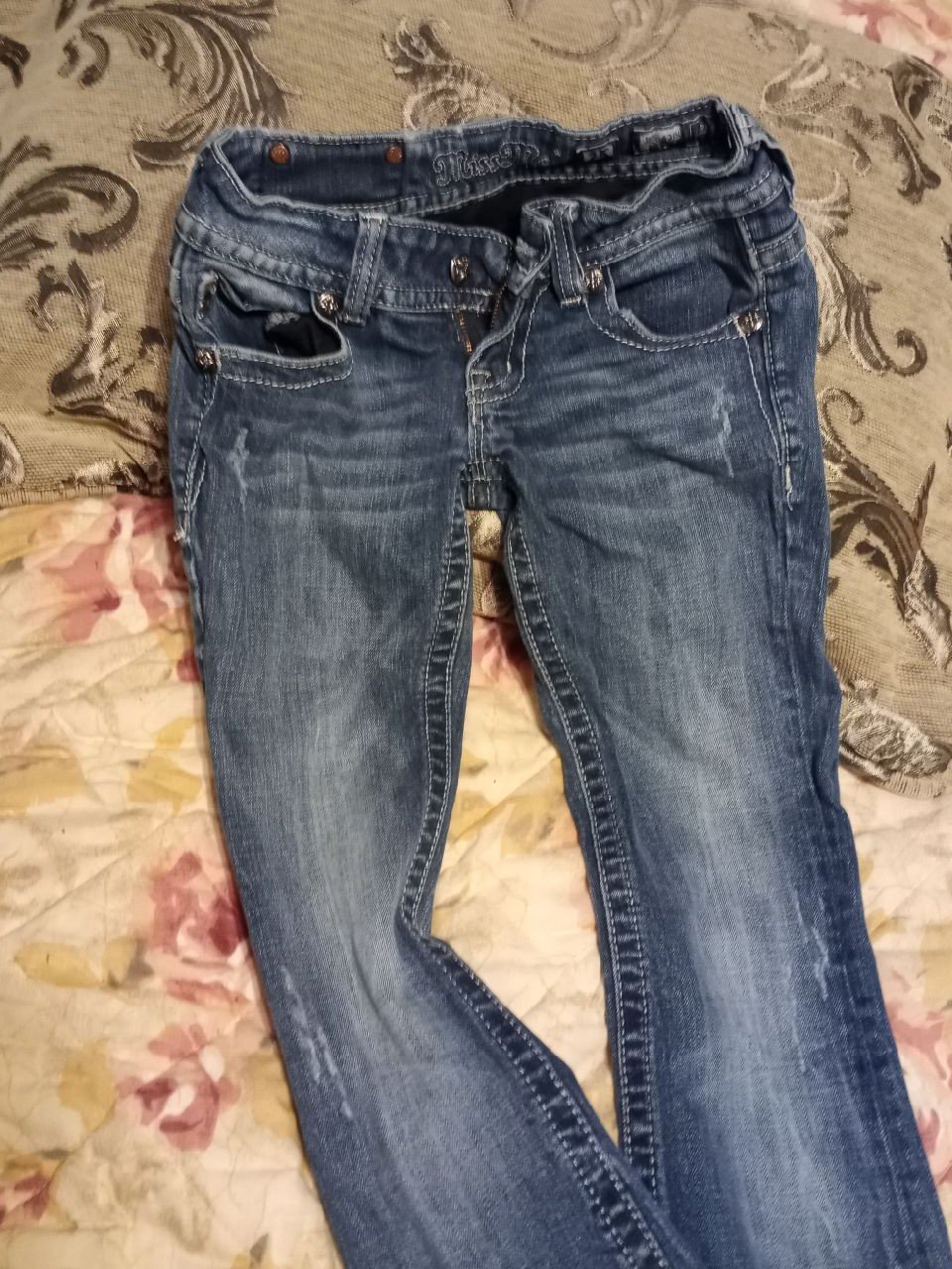 Miss me womens jeans size 25 used but g