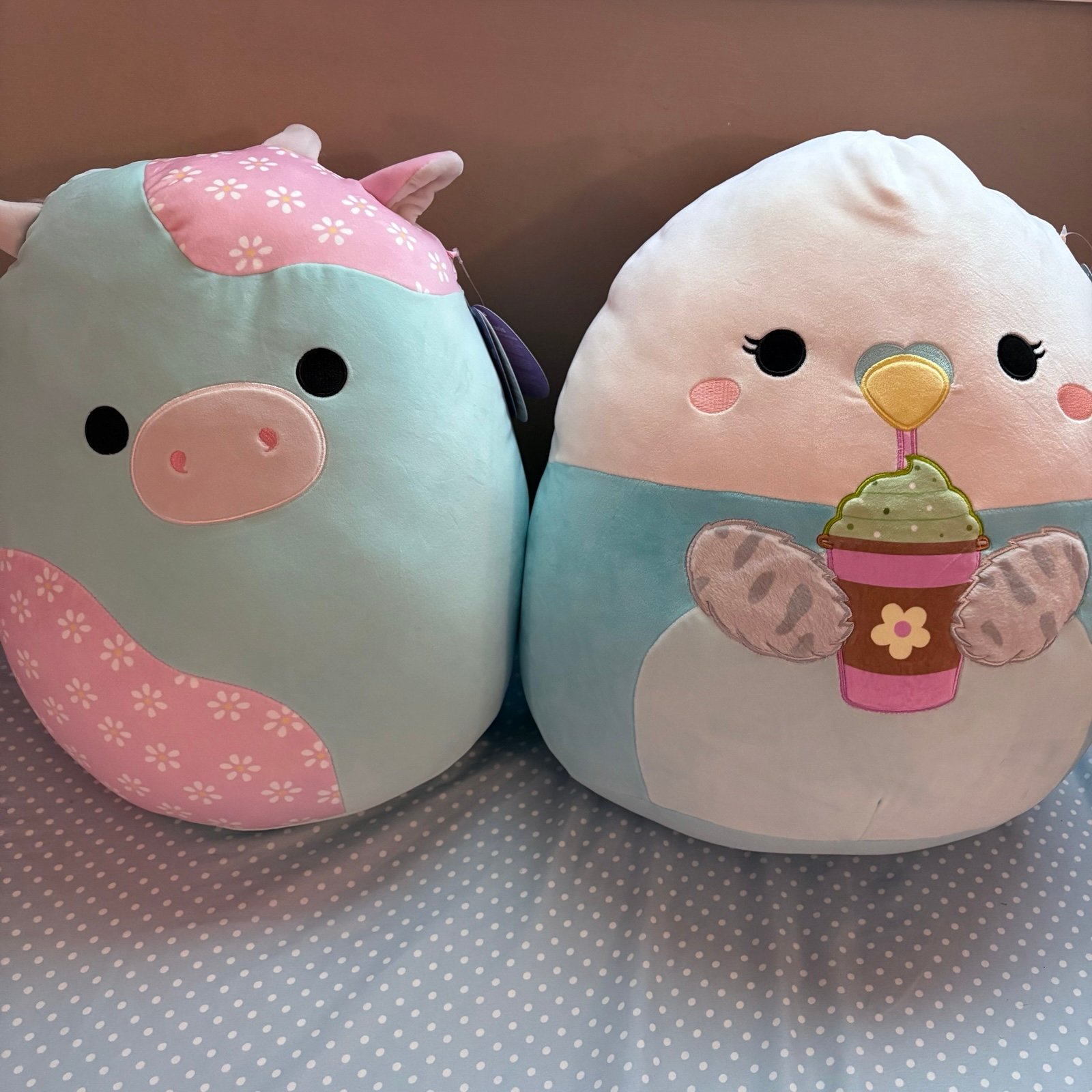 Kellytoy Jazwares Squishmallow TYCHO Blue Parakeet & YAMARIS Blue cow 16 Easter