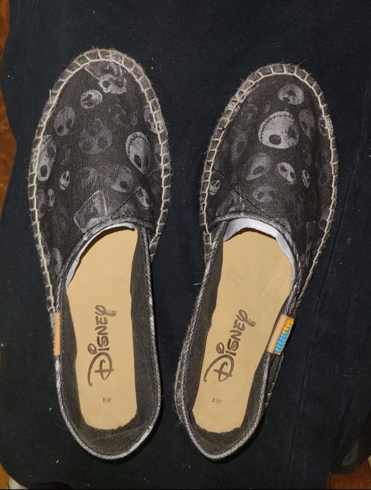 Disney's The Nightmare Before Christmas women's size 8 Espadrilles