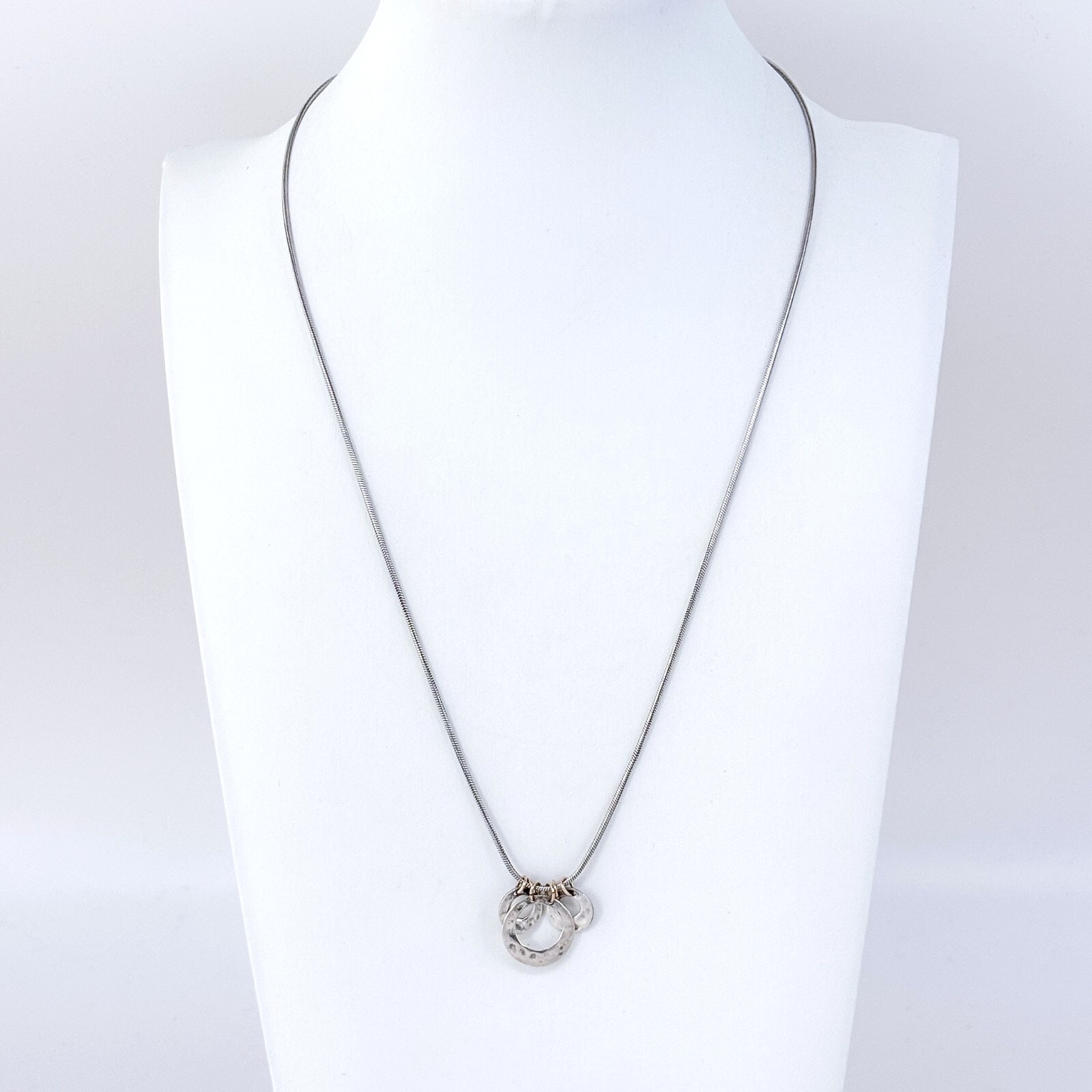 Vintage Sterling Silver 925 Multi-Ring Pendant Snake Chain Necklace 19