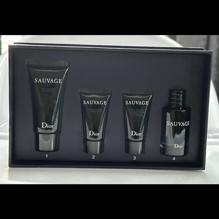 Dior Sauvage 4pc gift set