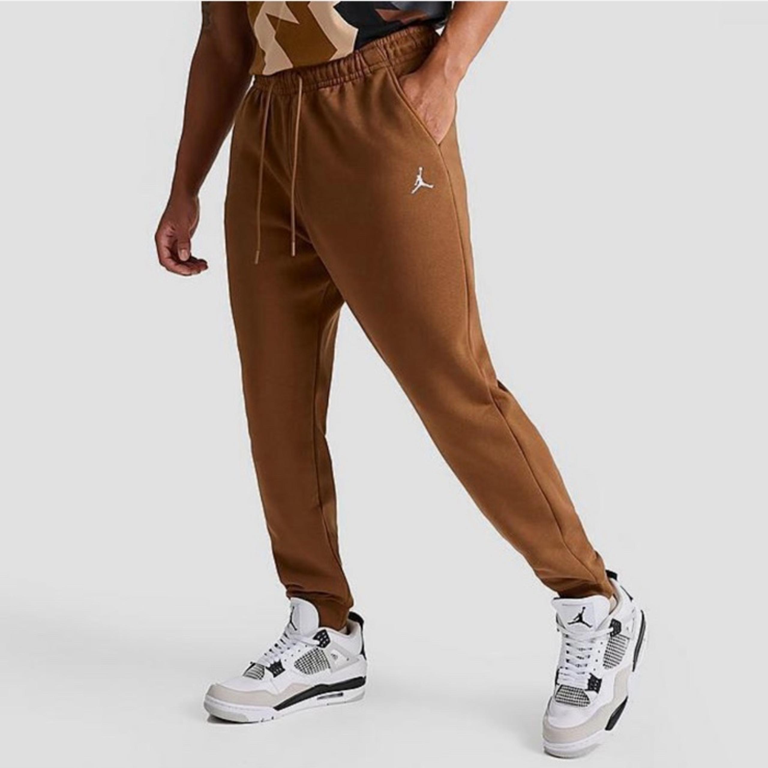 Nike Jordan Brown Casual Fleece Sweatpants Relaxed Fit Joggers Men’s Size Medium