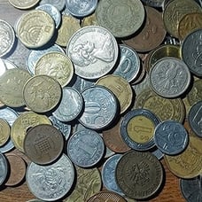 ¡¡ 50 Different Coins from Many Countries Around The World !!