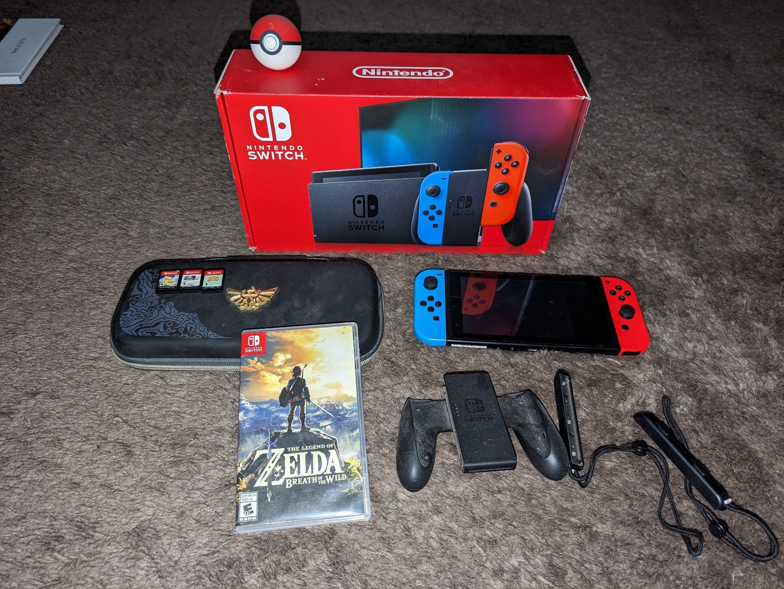 Nintendo Switch in Neon Blue/Neon Red