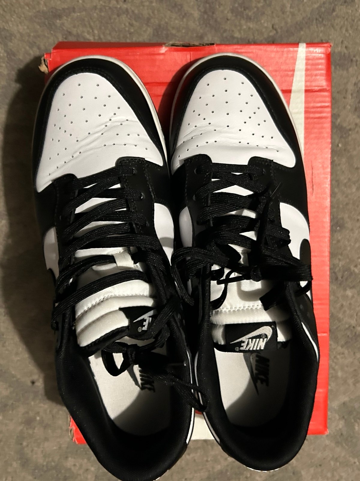 Nike panda dunks