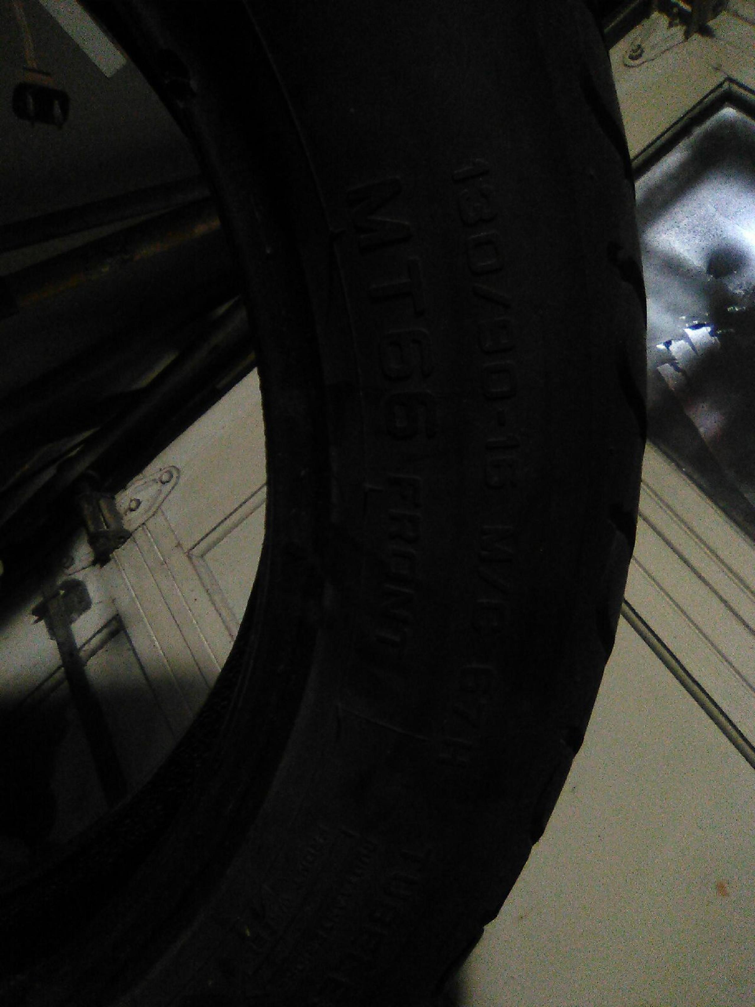 Motorcycle tire