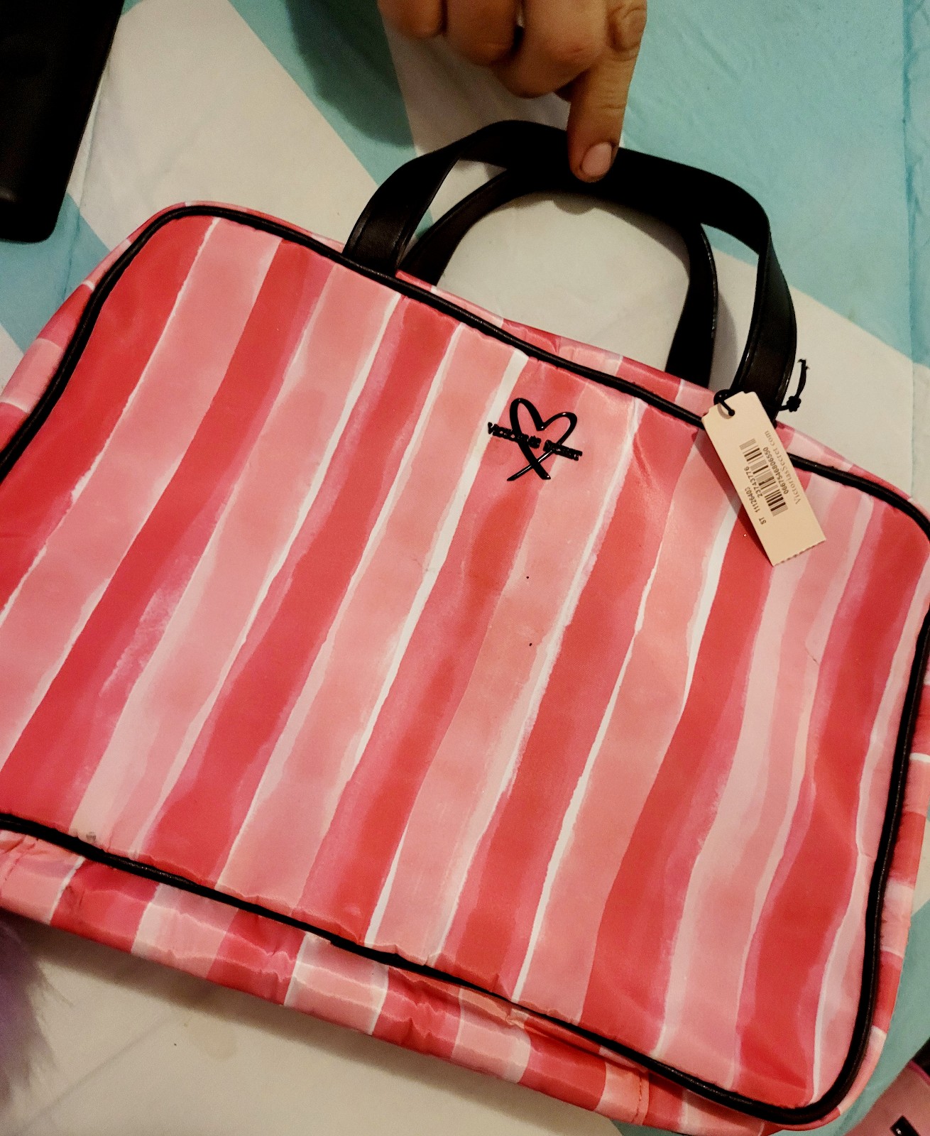 VITORIA SEXRET PI K NEW TRAVEL MAKEUP CASE