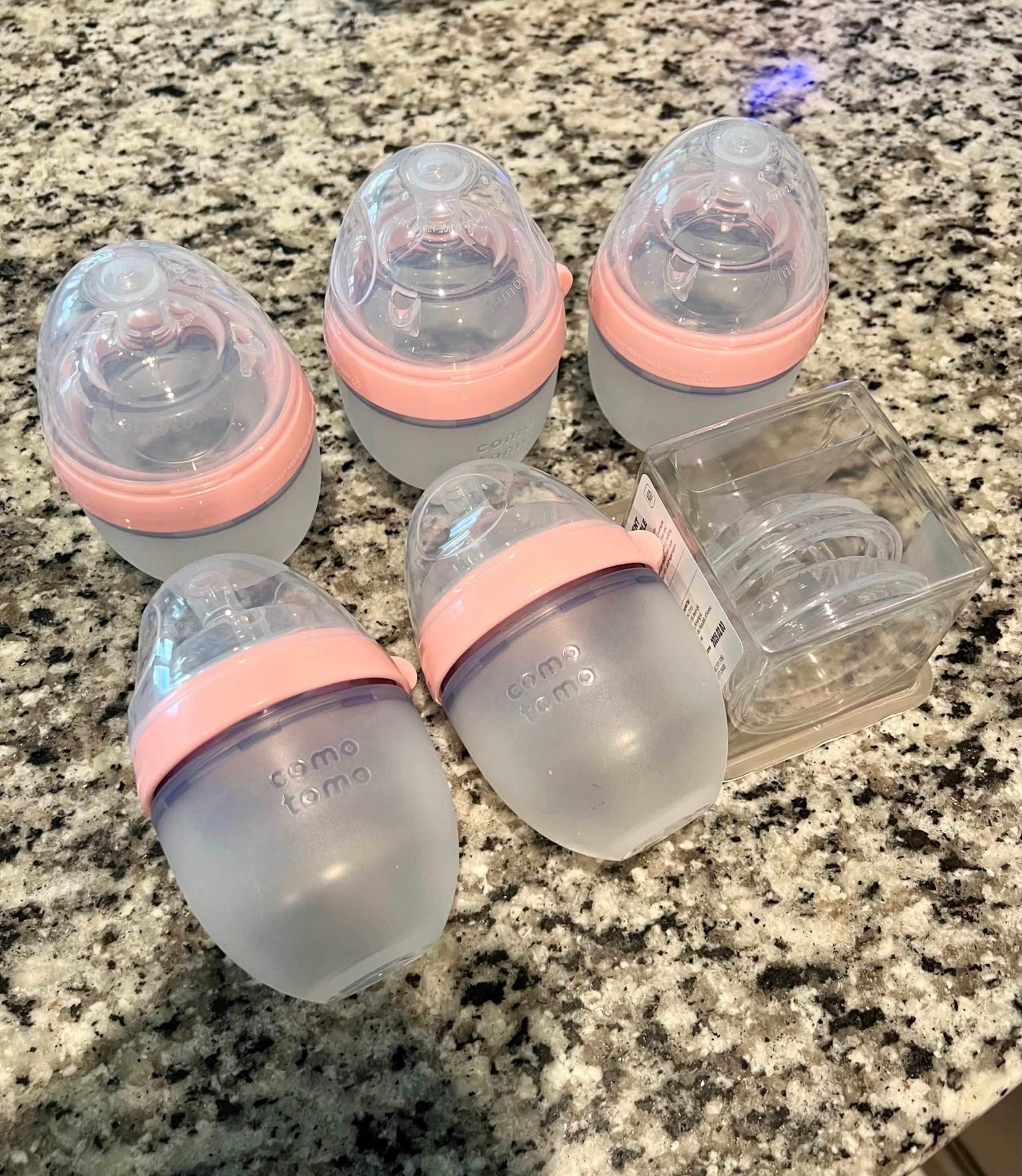 Comotomo Set of Bottles and Nipples