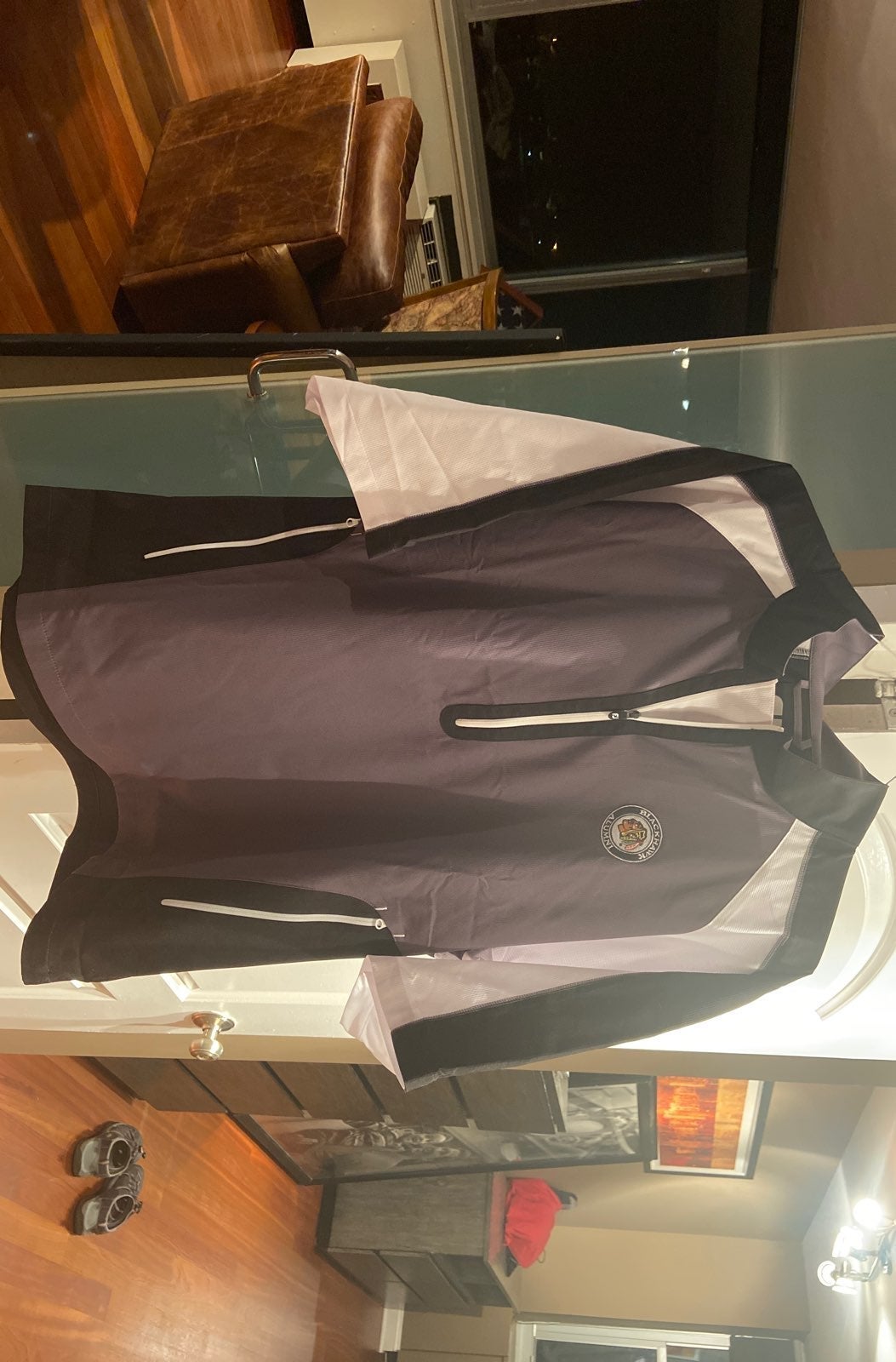 Chicago Blackhawks Mens XL Golfing shirt