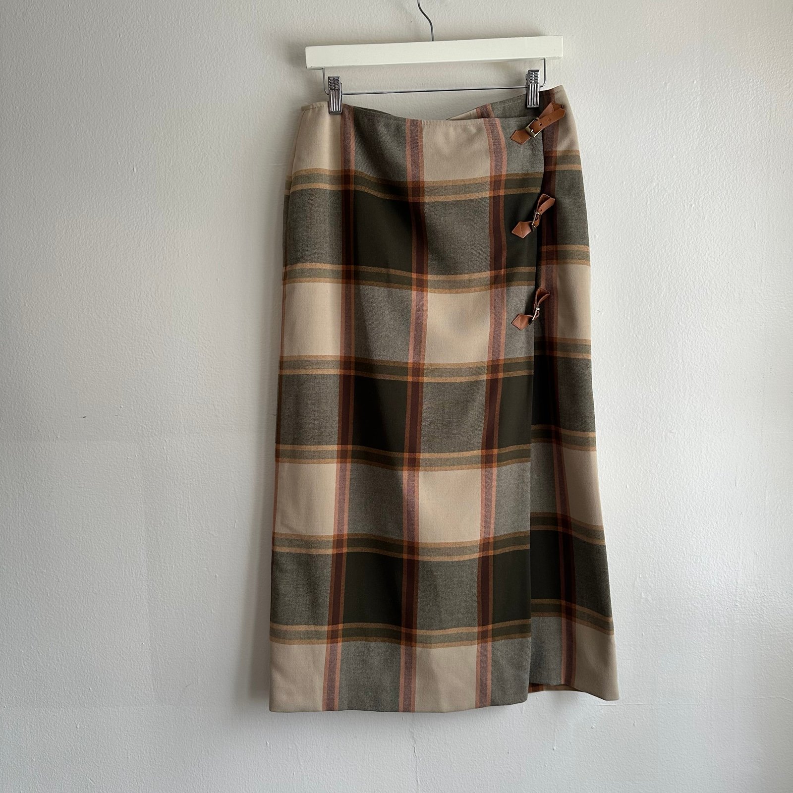 Plaid skirt