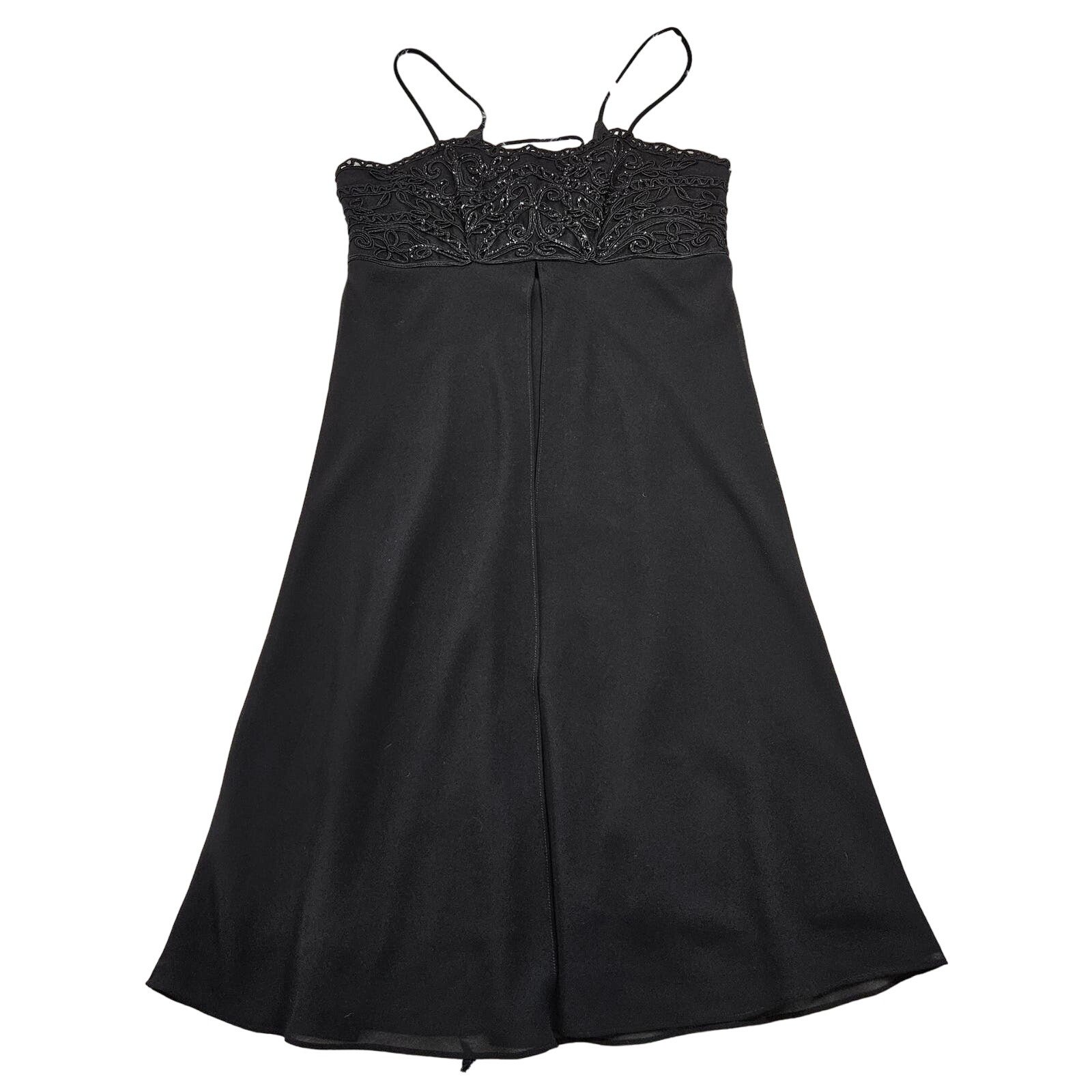 Sheena Vintage 90's Embroidered Sleeveless Lace Up Back Midi Dress. Size L