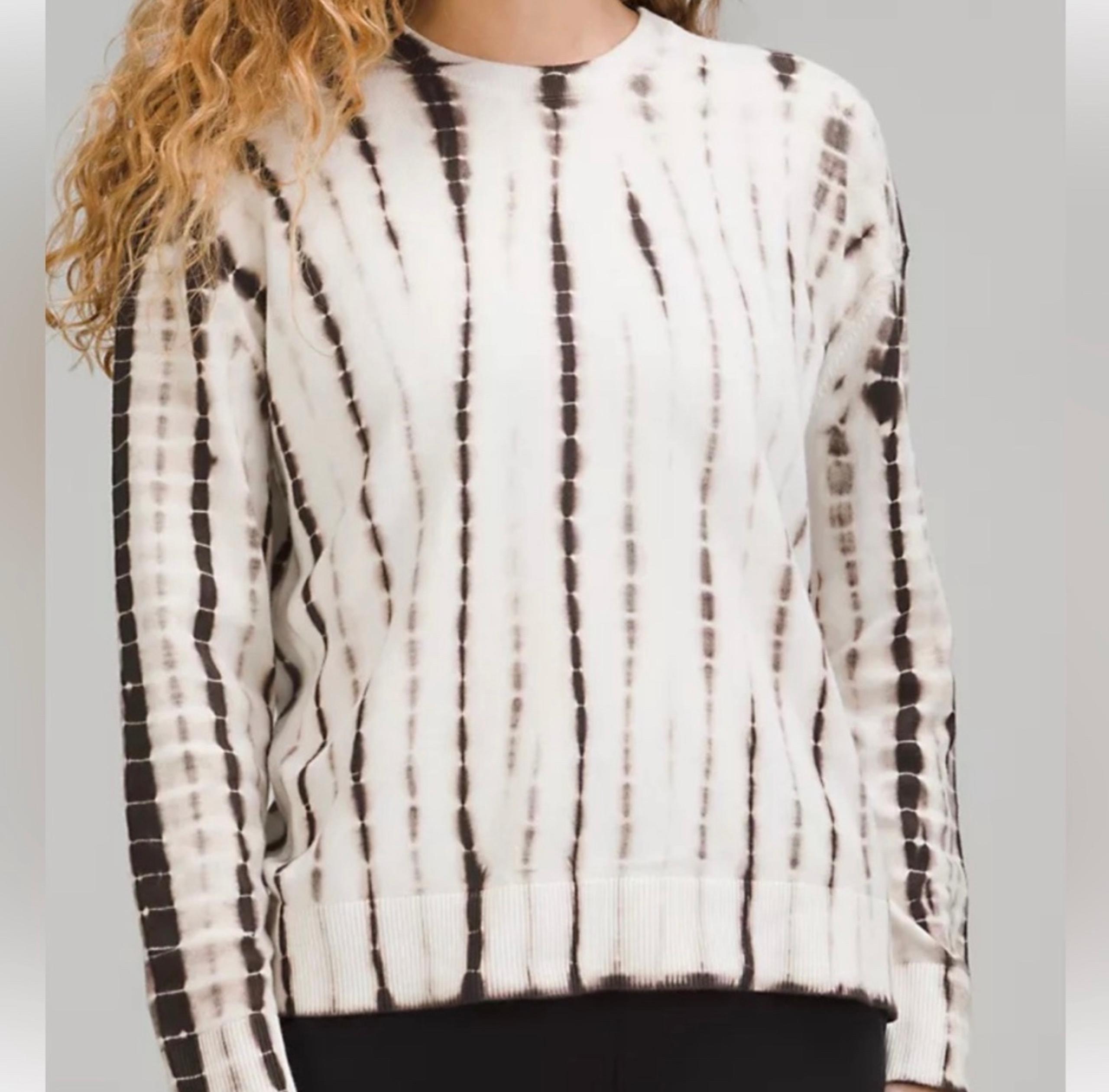 Lululemon athletica tie dye crew neck sweater