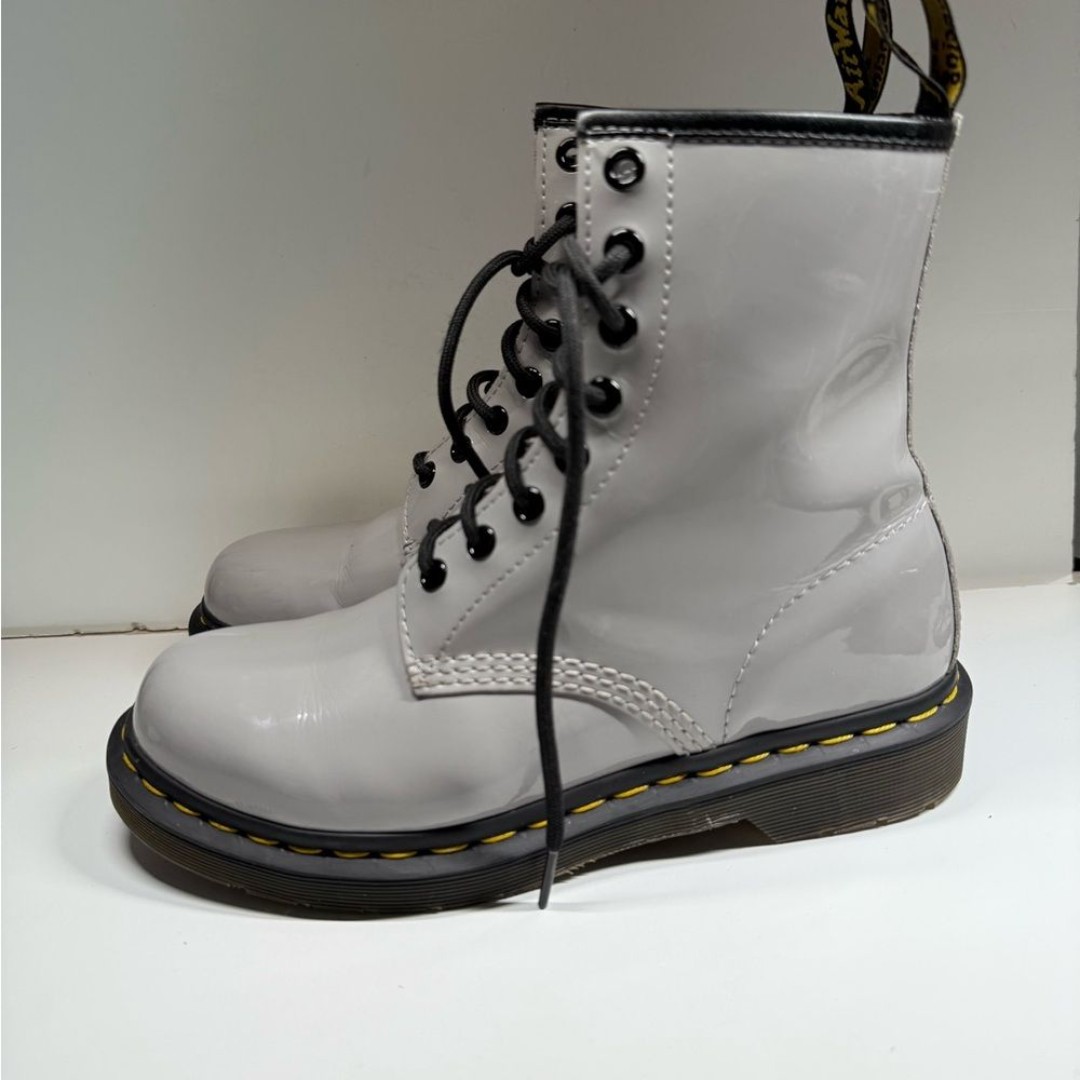 Dr. Martens 1460 WOMEN'S PATENT LEATHER LACE UP BOOTS LightGray Size 7 US