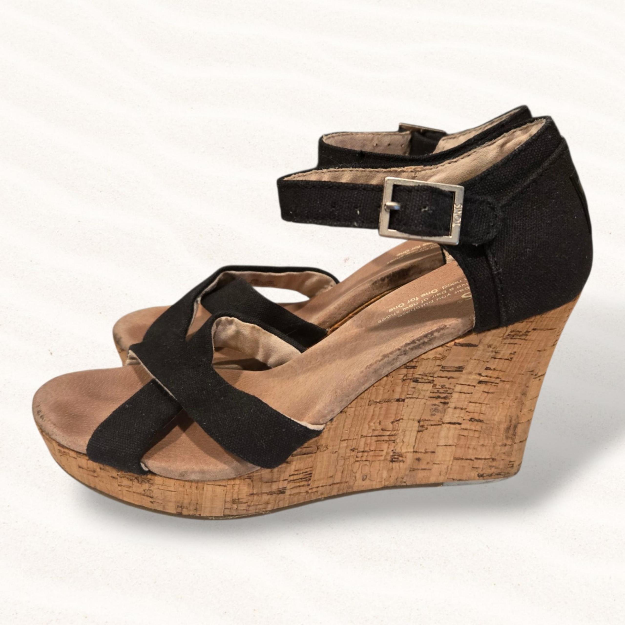 TOMS Womens Wedges Sandals 7.5 Black Ankle Strap Open Toe Buckle
