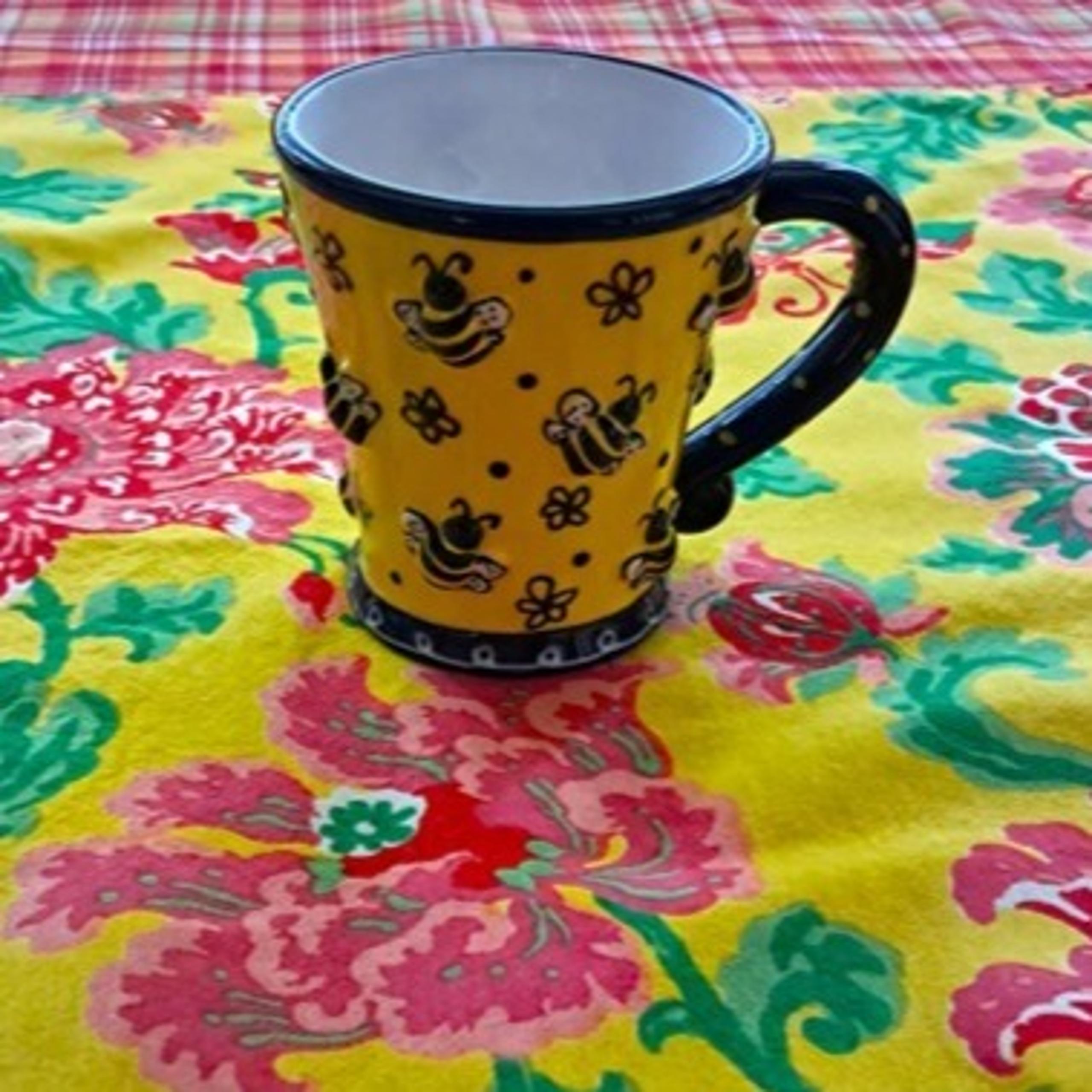 2012 Burton & Burton 3D Yellow & Black Honey Bee 10 oz Ceramic Hand-Painted Mug