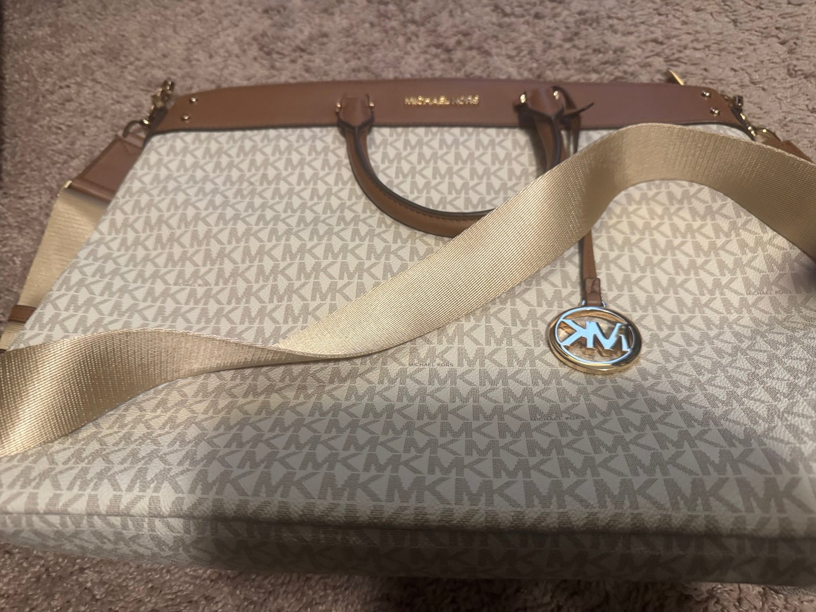 Michael Kors purse