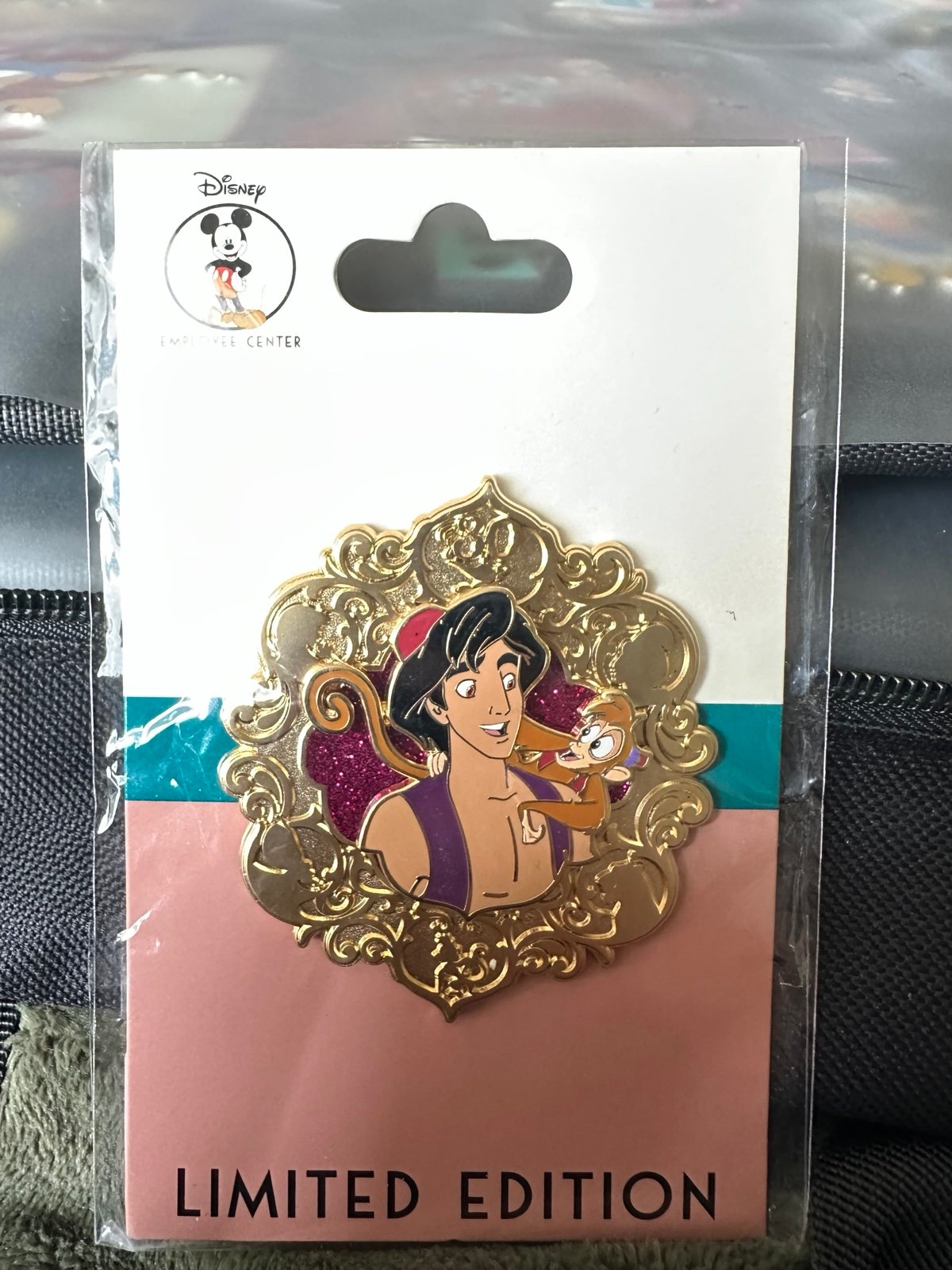 Aladdin & Abu pin