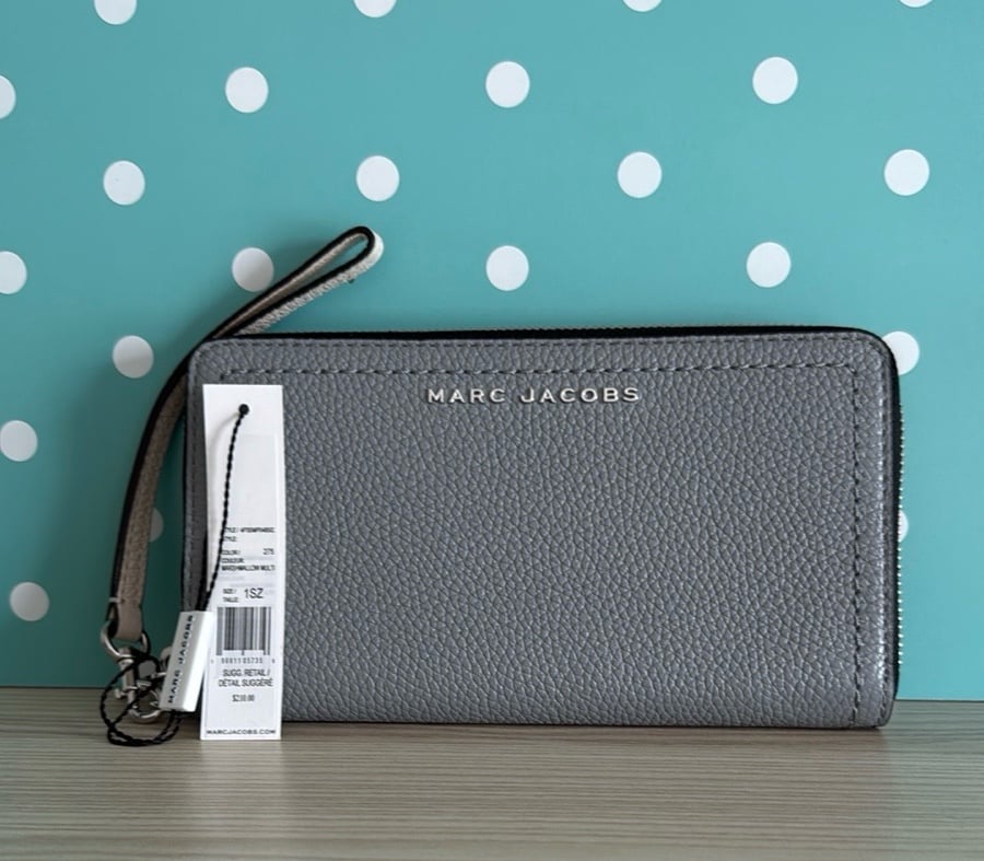 NWT Marc Jacobs Gray Wristlet Wallet