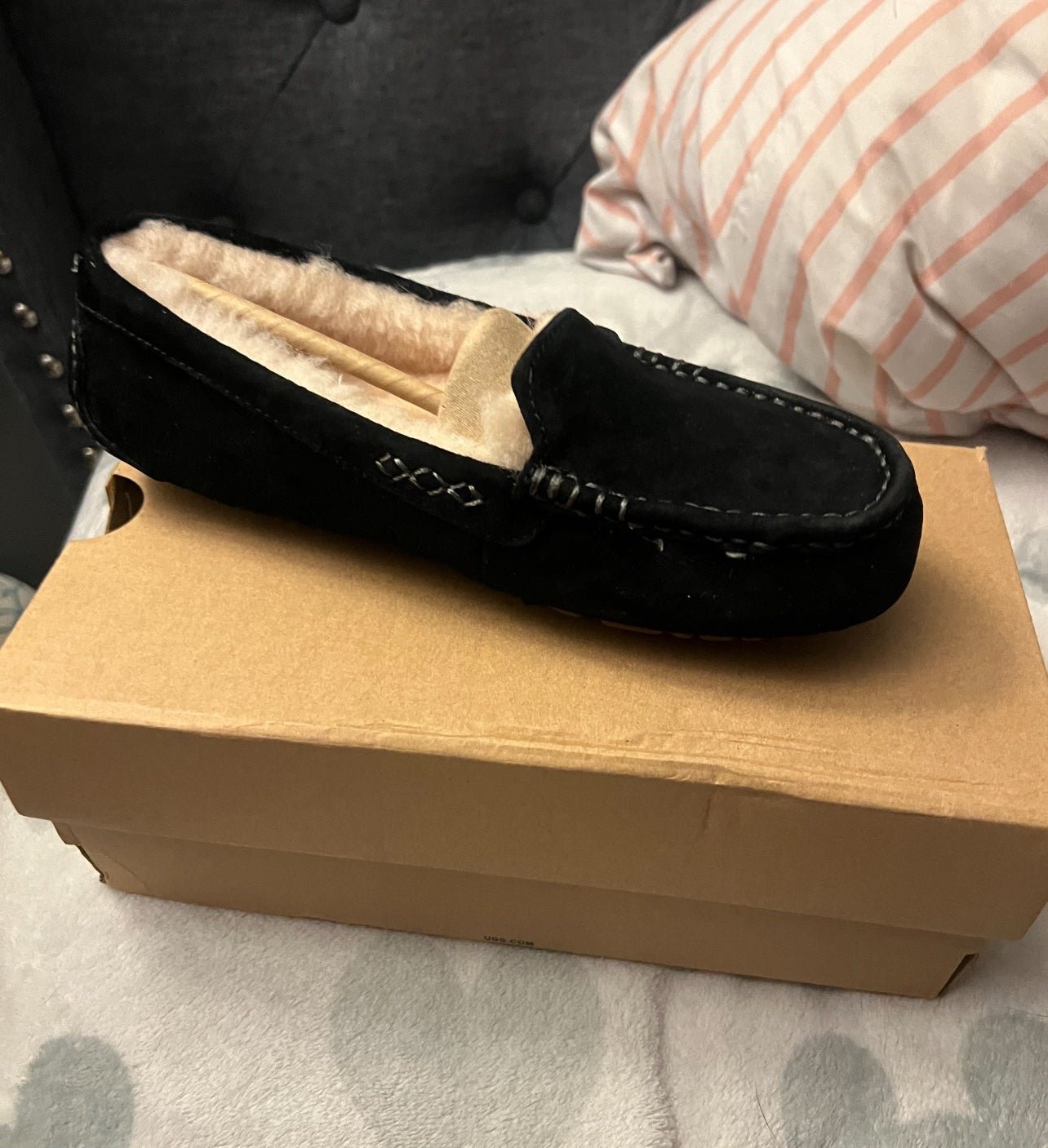 brand new ugg slippers