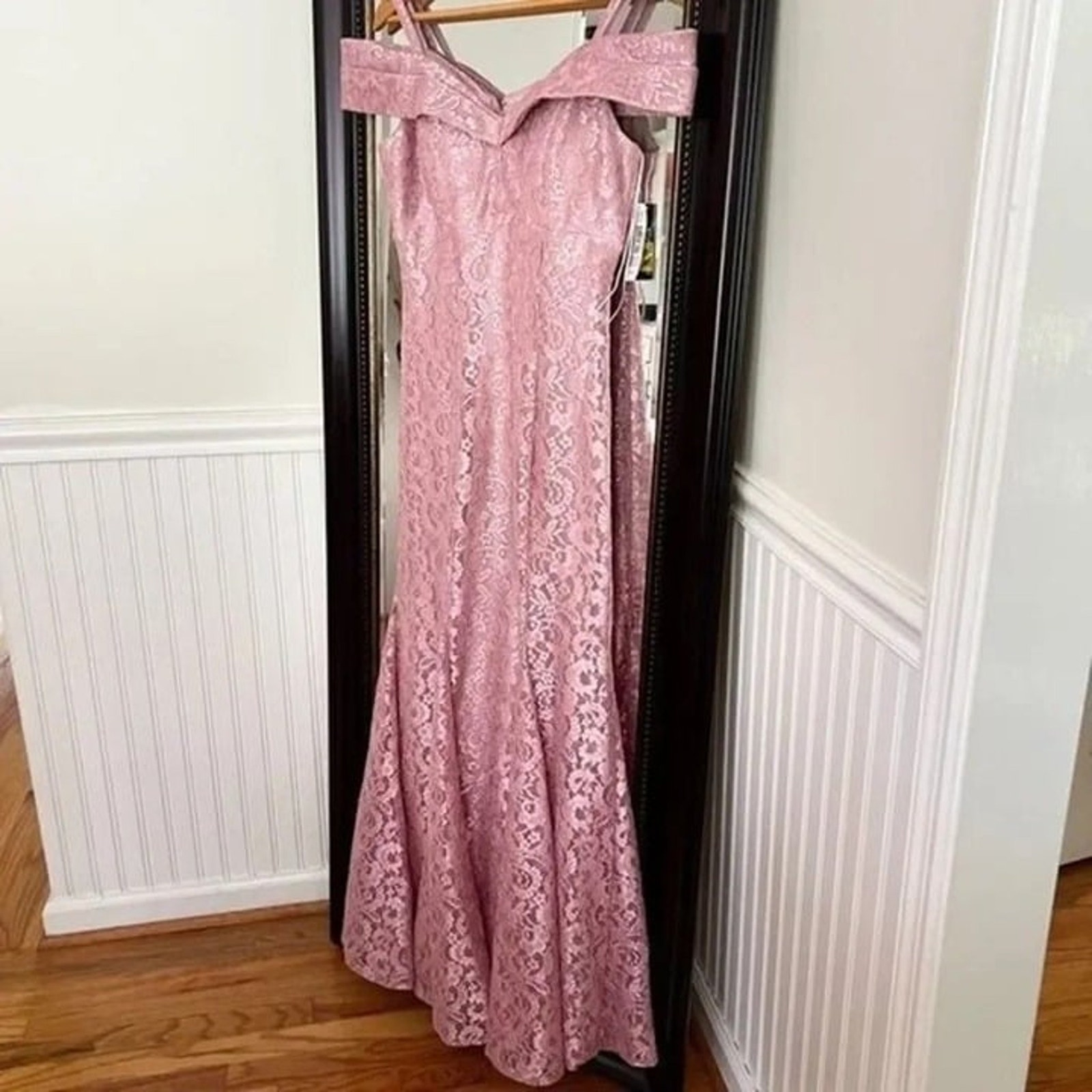 R&M Richards Cap Sleeve Mermaid Dress Size 6 NWT