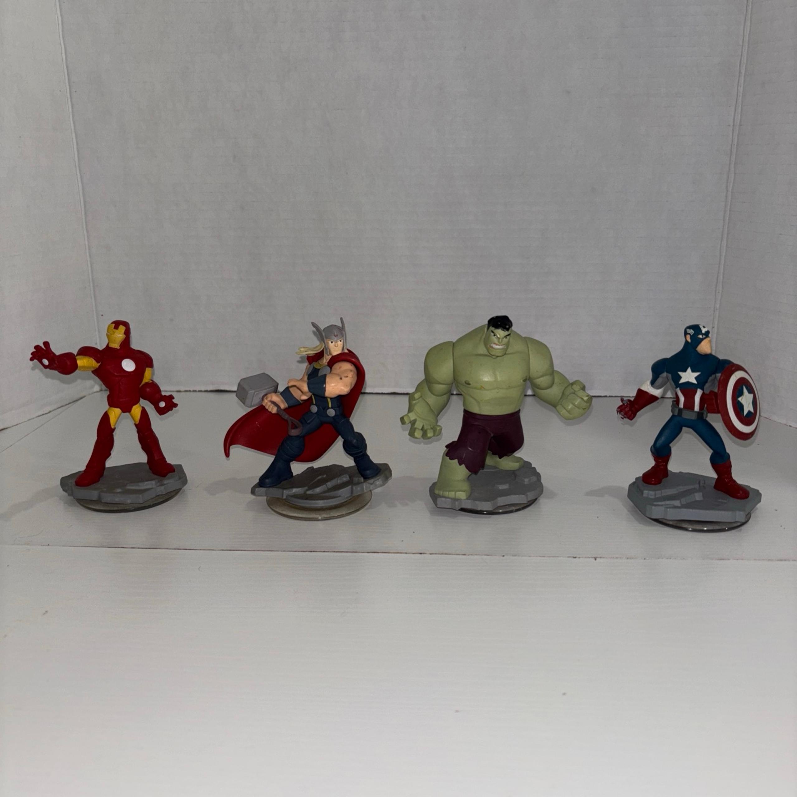 Lot of (4) Disney Infinity Game Figures Iron Man Thor Hulk Capt America