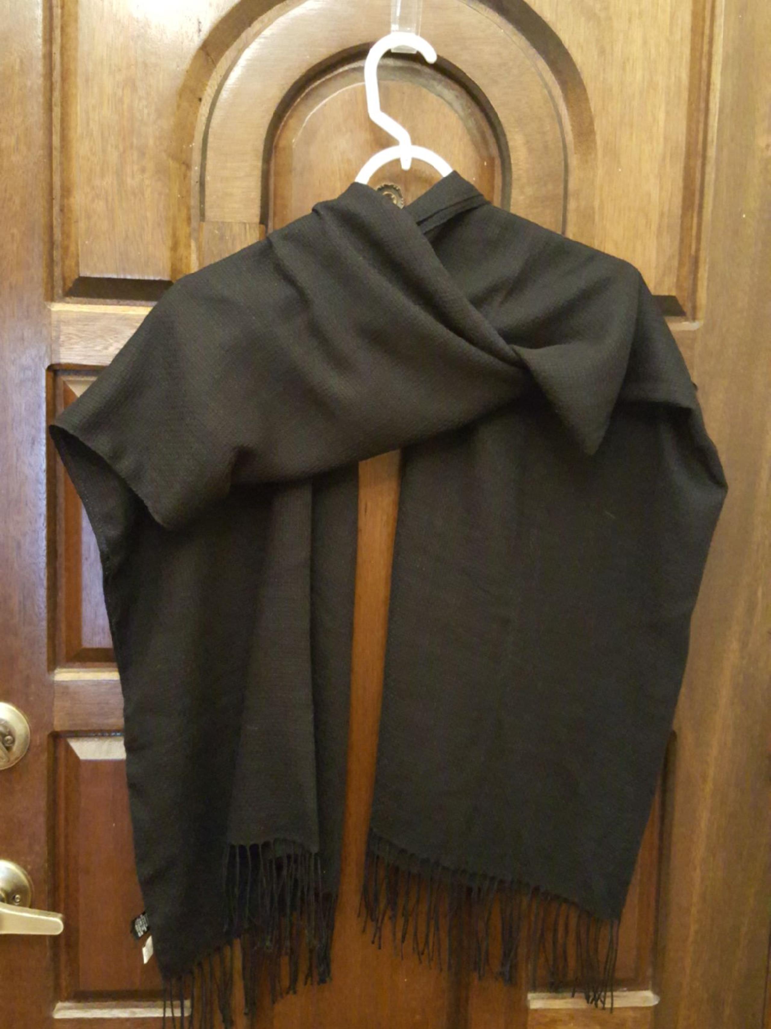 Black Scarf