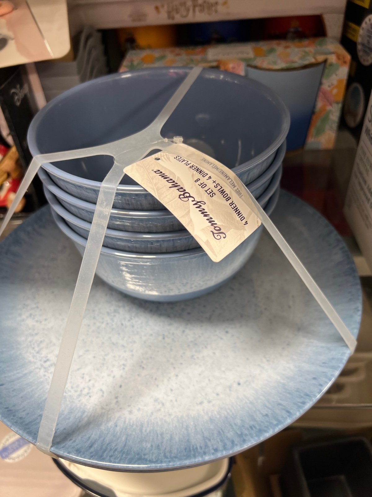 8 pc Tommy Bahama Blue Bowls and Dinner Plates !
