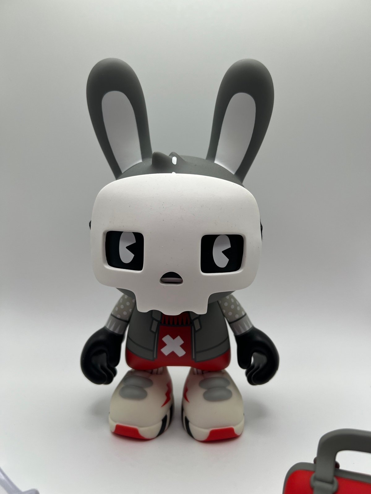 Superplastic 8 in Guggimon ‘Walt’ Edition Limited to 333