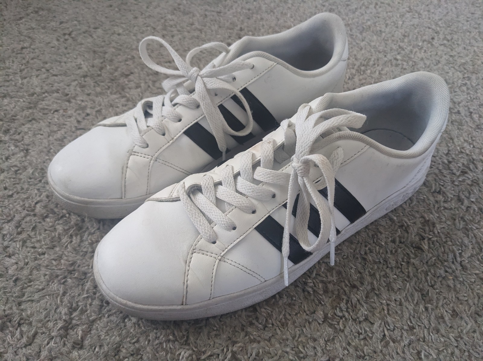 Adidas Grand Court Sneaker