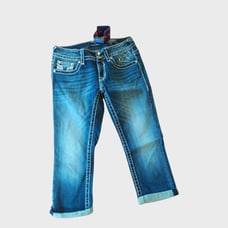 Vigoss Capri. Denim new with tags. Size 27