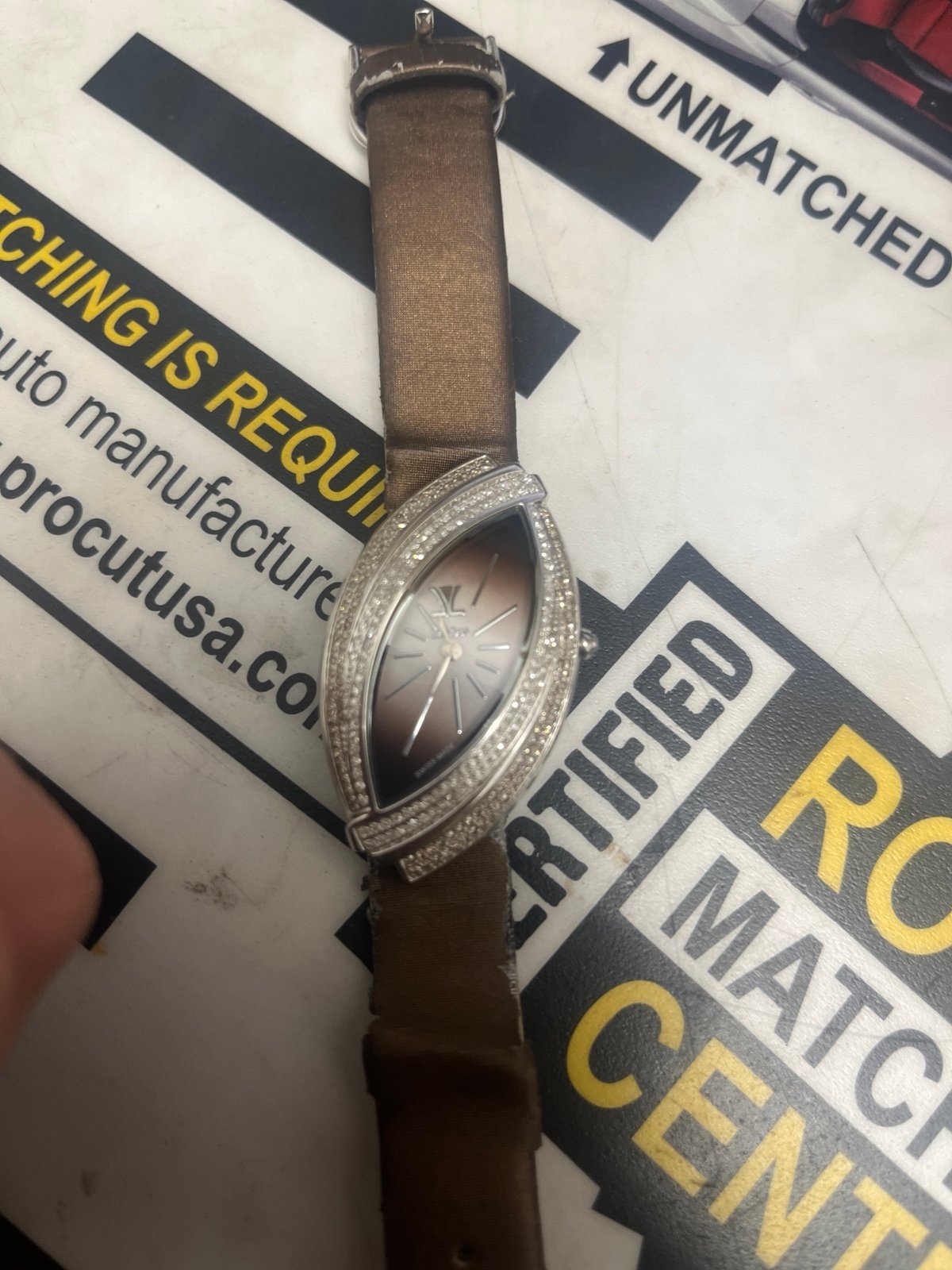 le vian watch lv135ssmop 097/1500