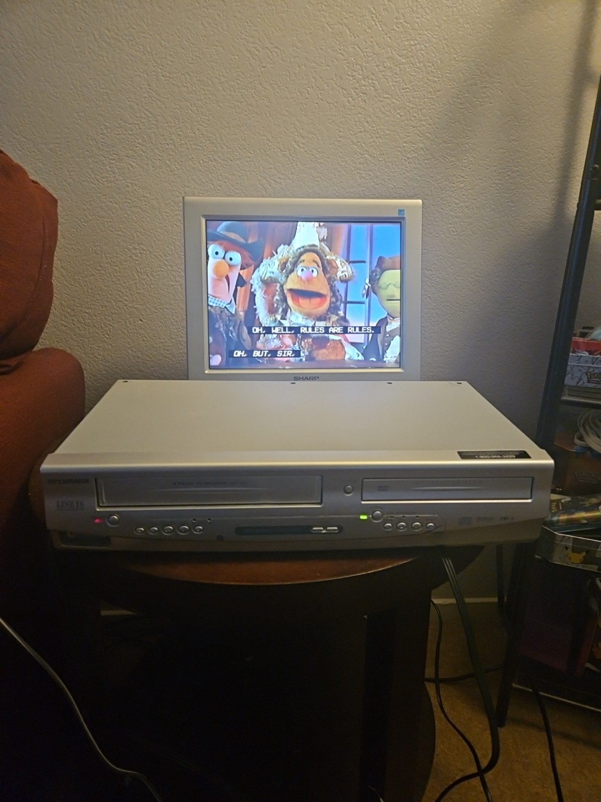 Sylvania DV220SL8 VHS VCR/DVD Combo Player No Remote Tested