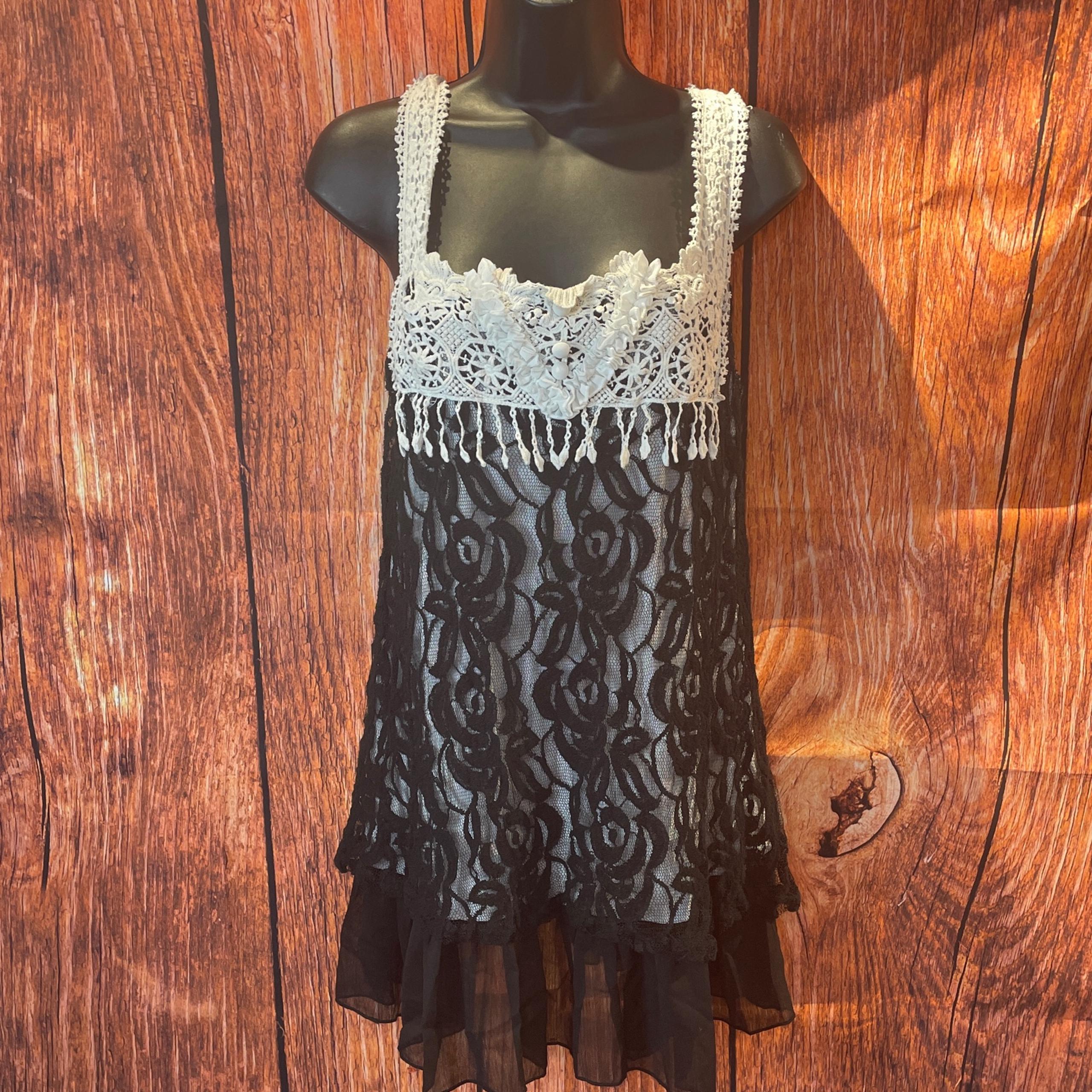 Pretty Angel Crochet Lace Tank Mini