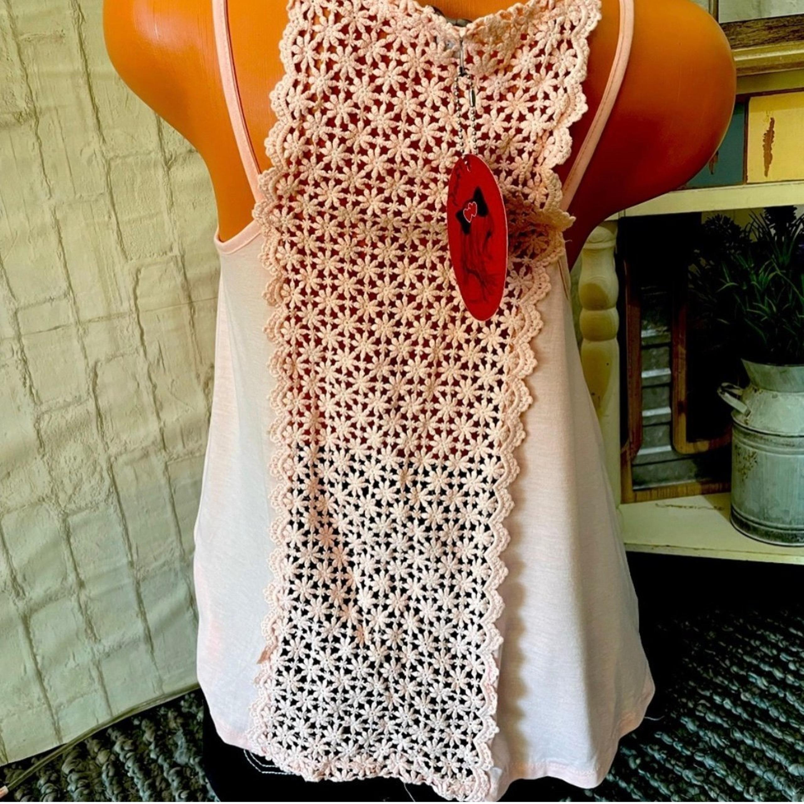 Women's Poof! Pink Crochet Back Top Camisole Top Sz S NWT