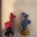 VTG COLORFUL FOLD-UP BOX CHESS SET SPANISH CONQUISTADORES VS PERUVIAN AZTECS 29 p