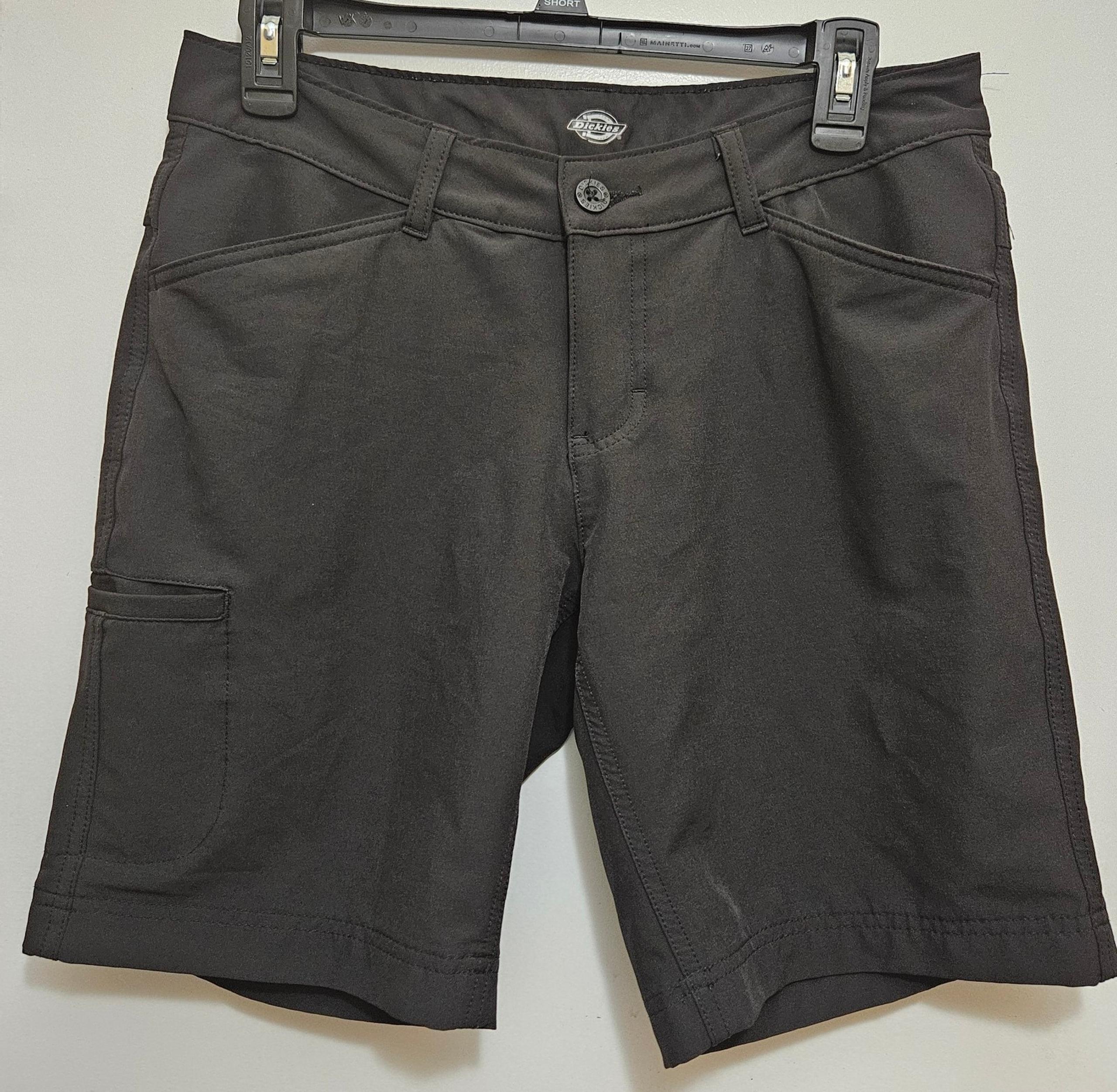 Dickies Shorts Size 4