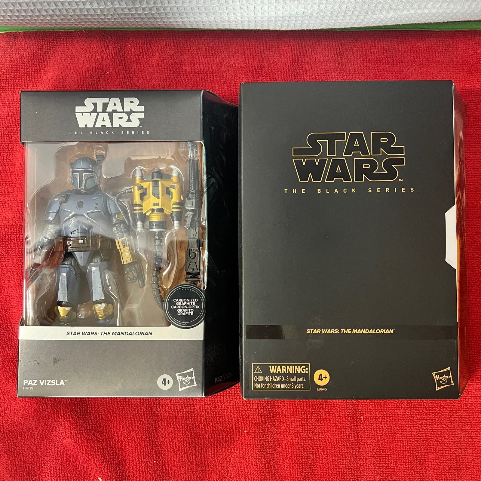 2x’s Star Wars Black Series Mandalorian Armorer & Paz Vizla Carbonized Figure