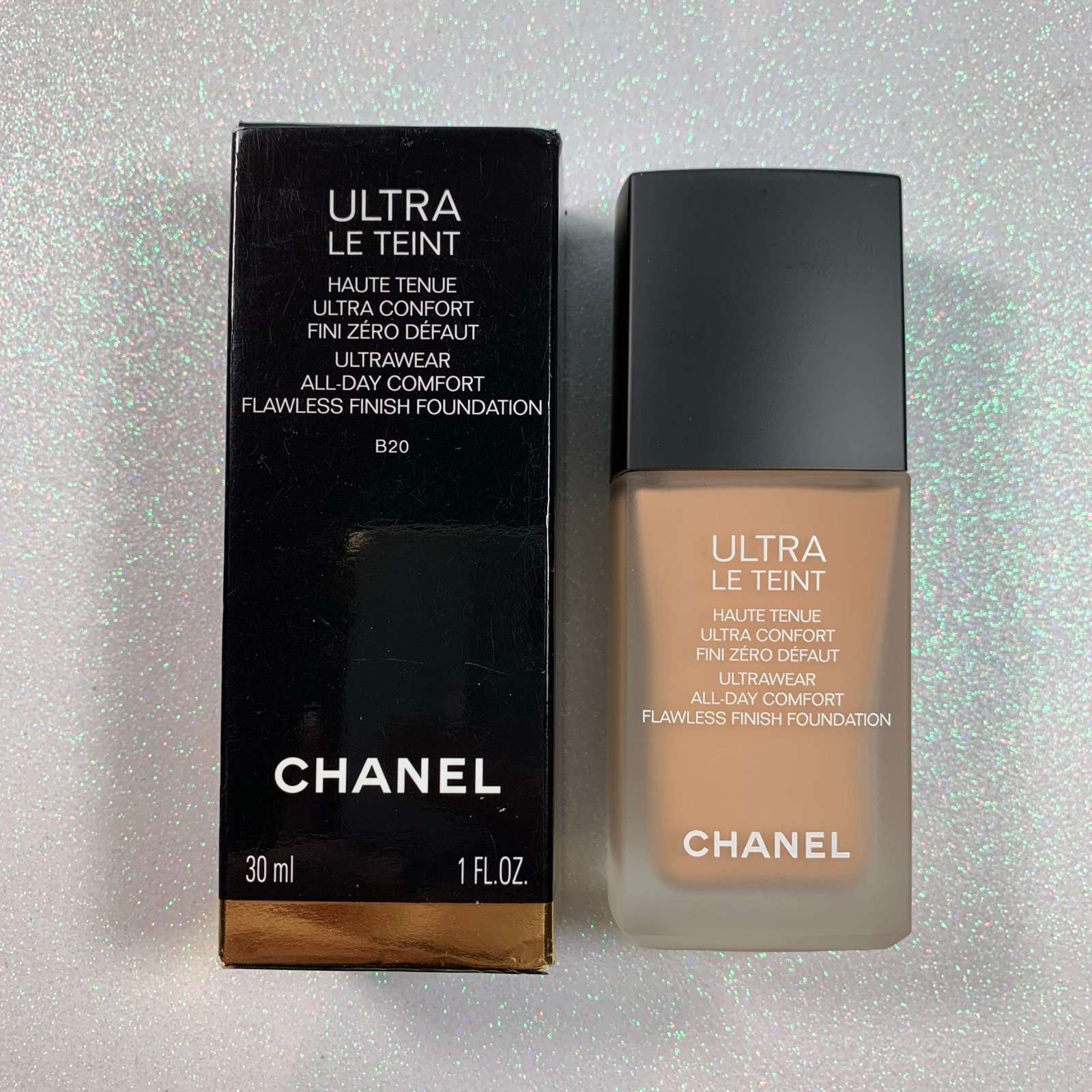Chanel Foundation B20 BNIB