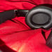 BEATS STUDIO WIRELESS GLOSSY BLACK AND SILVER