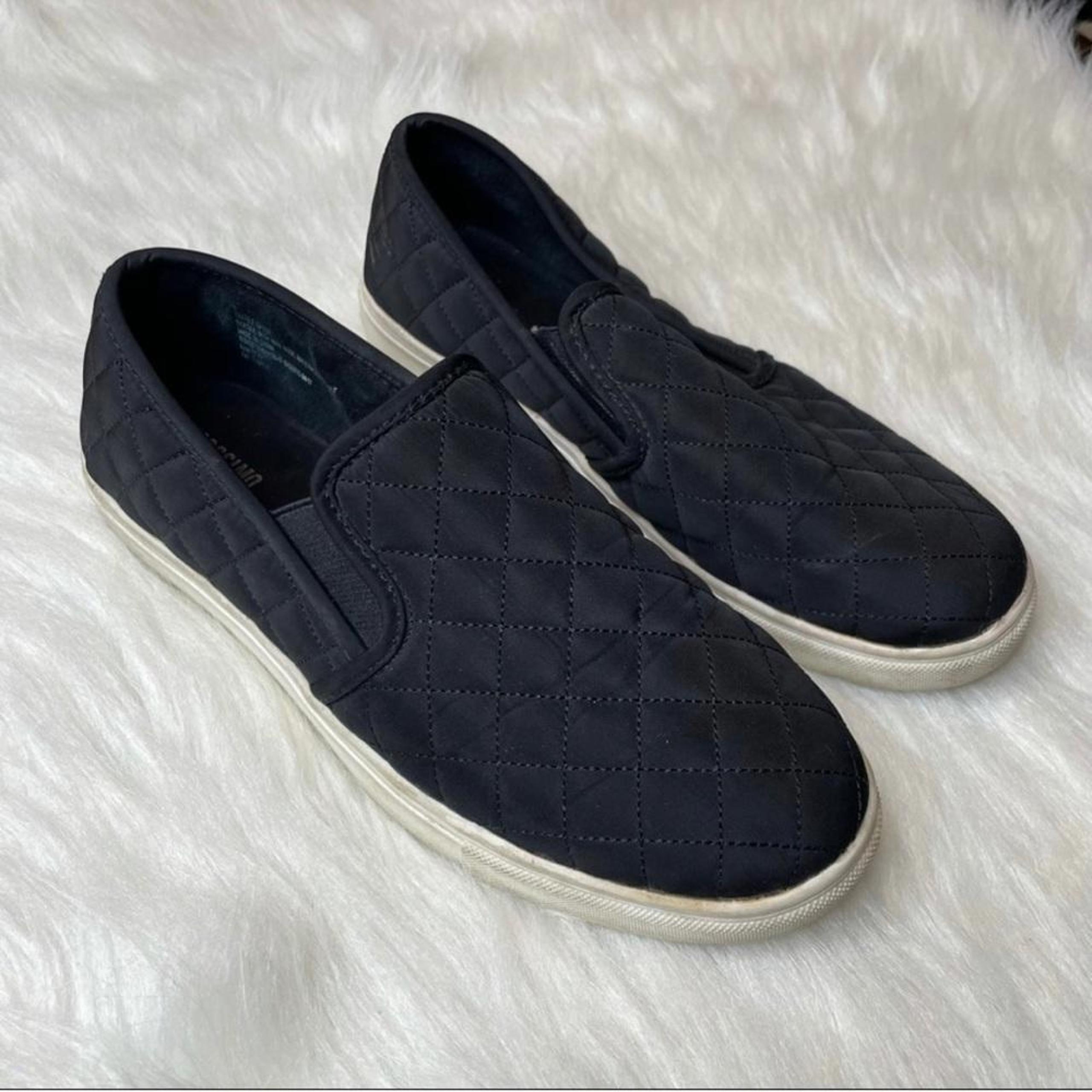 Mossimo Supply co. Stylish Black Quilted Slip-On Sneakers 8