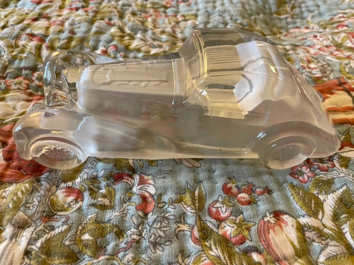Glass Figurine Bugatti Type Collector car 7 3/4 long x 3 across