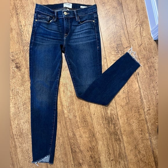 Frame Le Skinny de Jeanne Size 28 Skinny Jean Raw Hem Medium Blue Jean