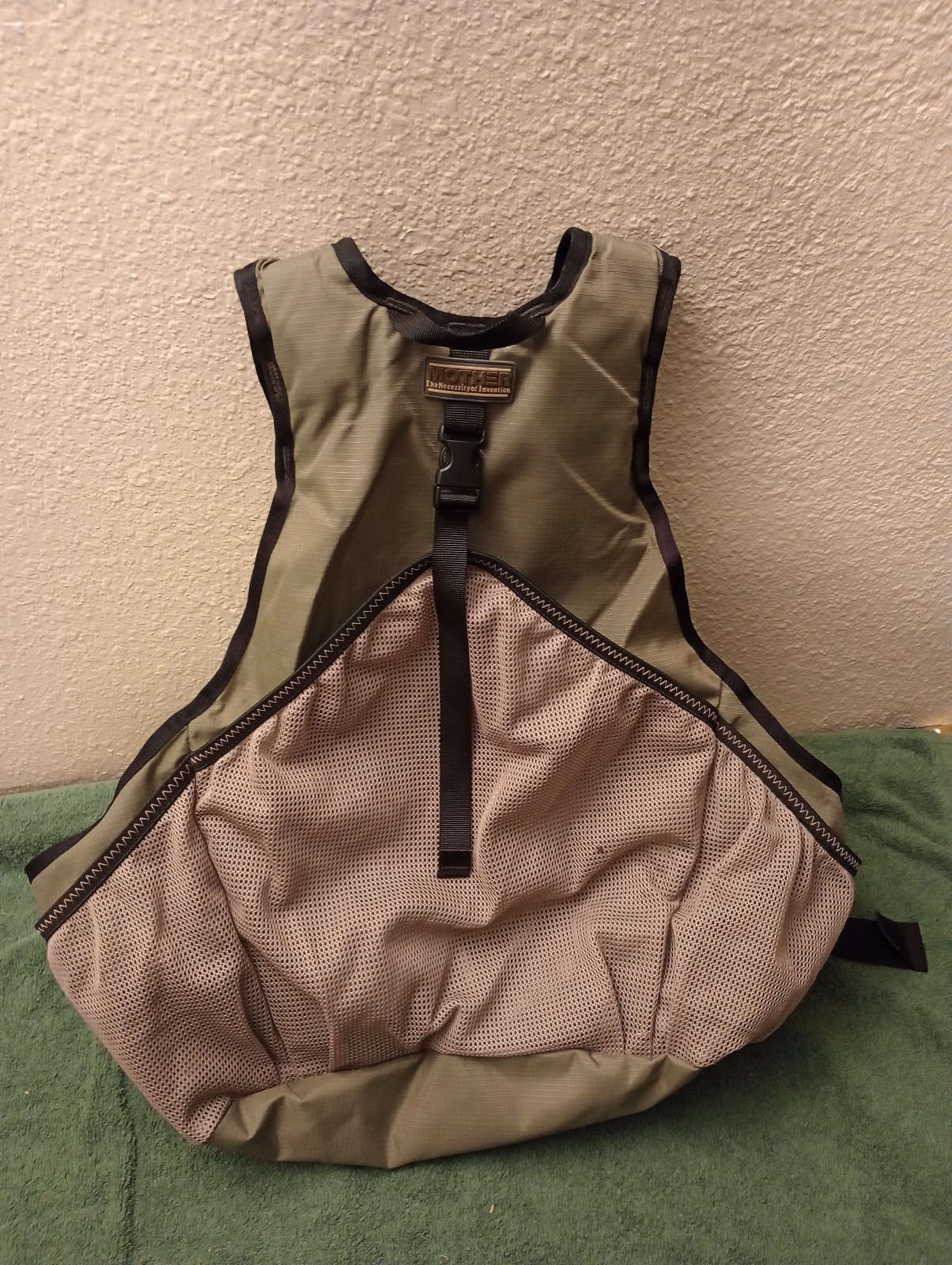 Rare Discontinued THE MOTHER LIGHT By Mother Tech Hunting Vest Mothertech Gear