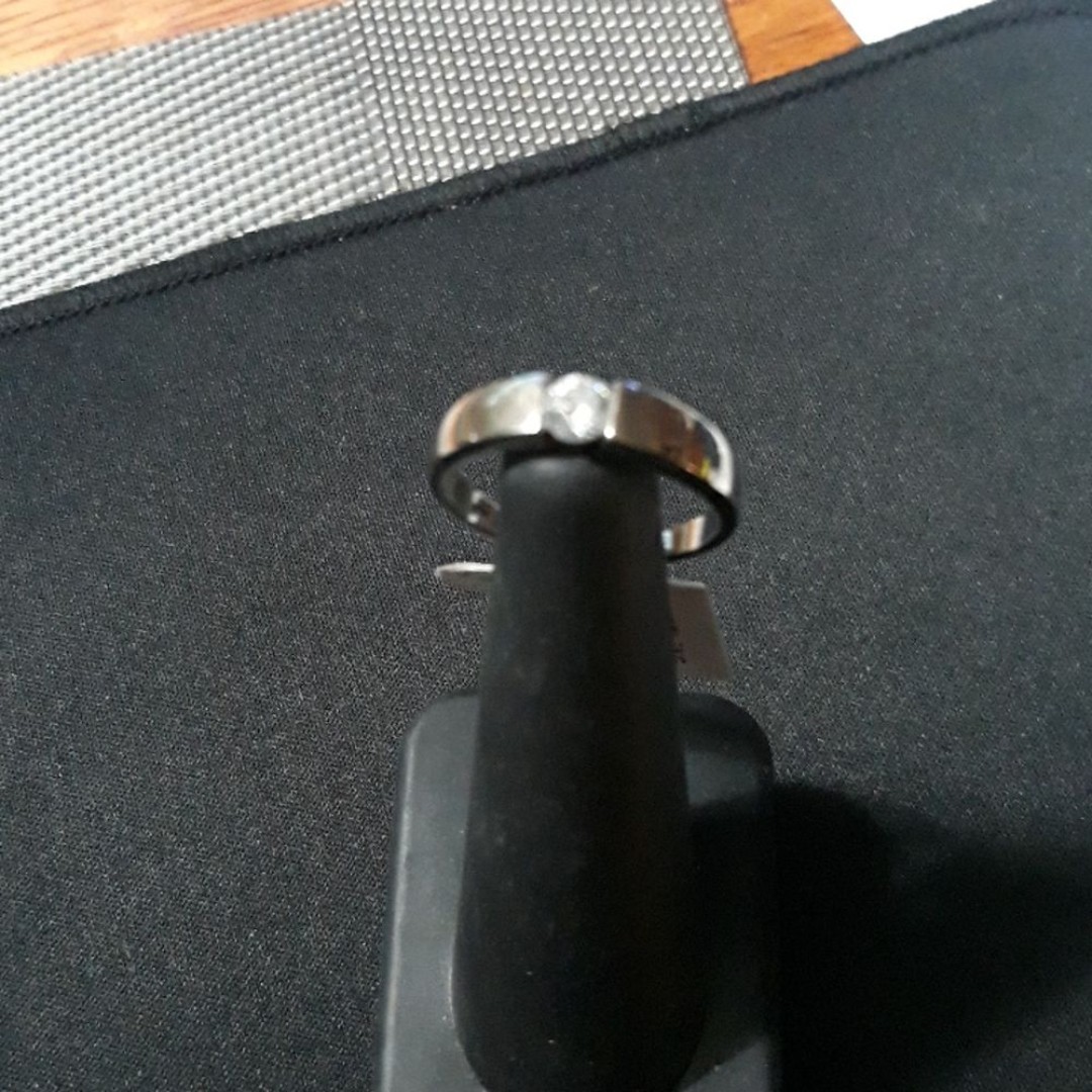 Men's cz ring sz 10 sterling silver.