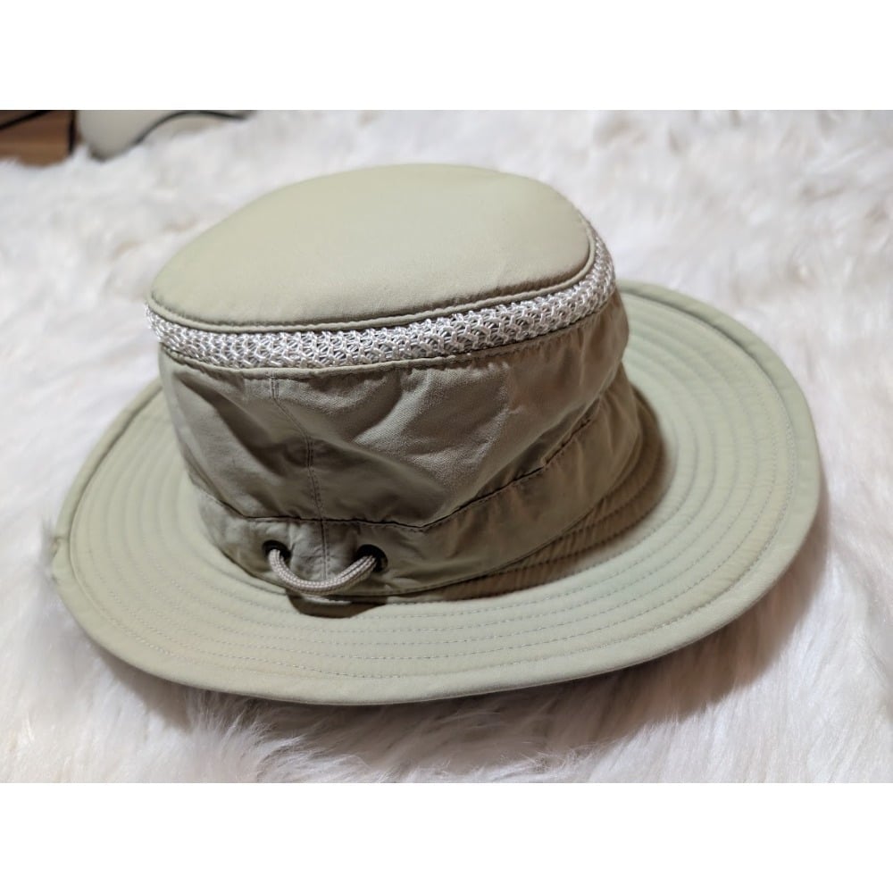 Tilley LTM5 Airflo Hat Hiking Boonie Sun Protection Beige Size 7 1/4 Fishing