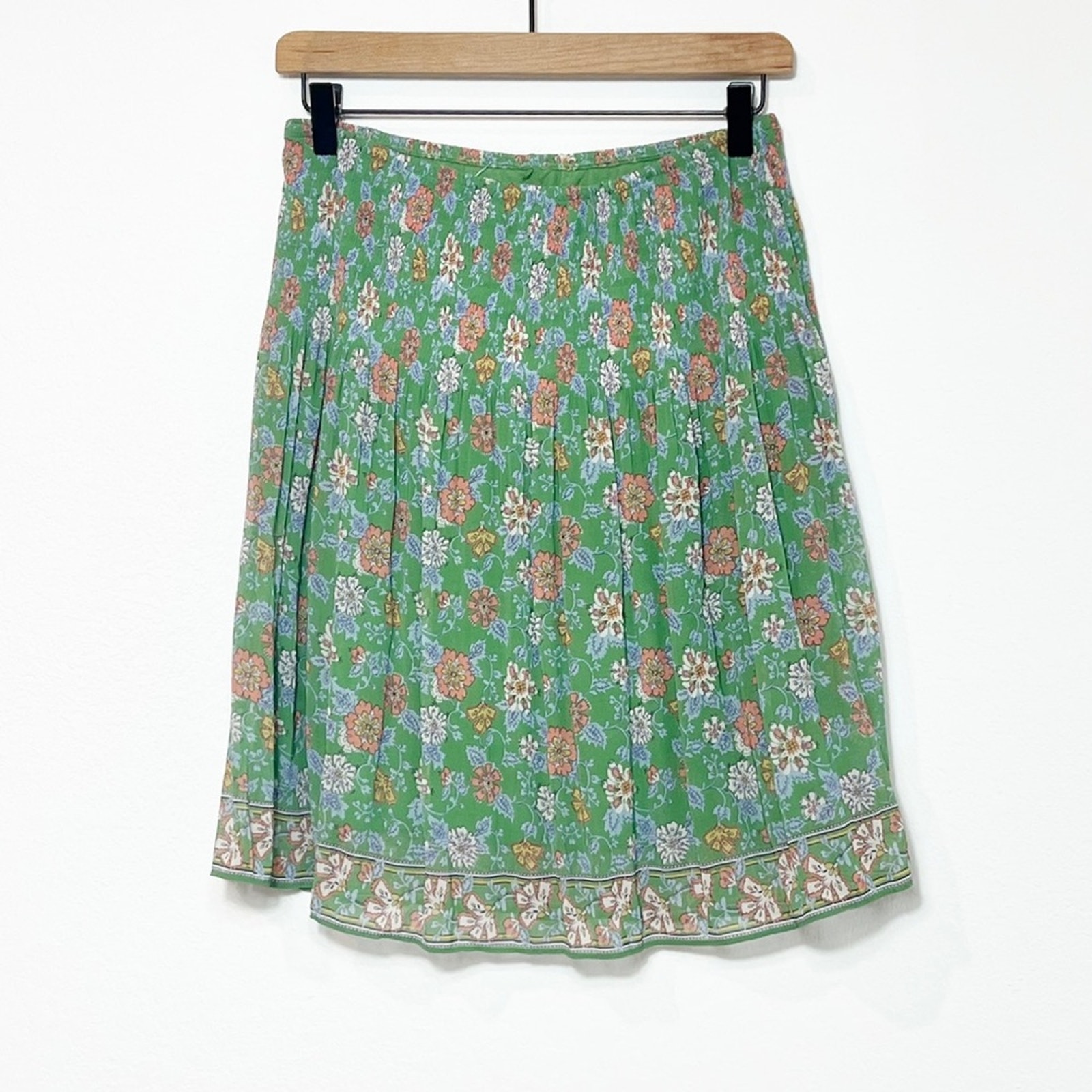 MAX STUDIO GREEN PINK PURPLE FLORAL WOMEN SKIRT SIZE XS BRAND NEW