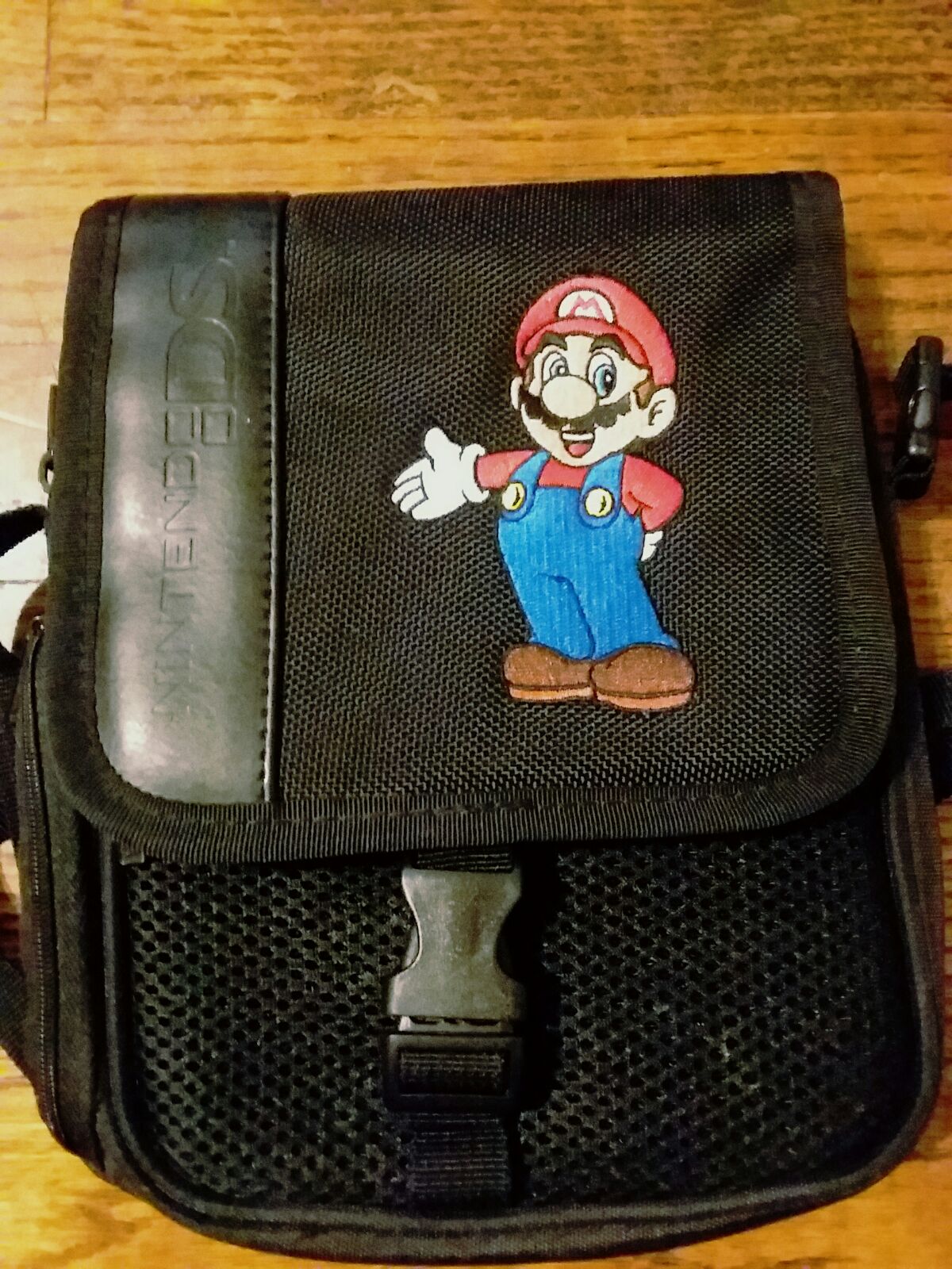 SUPER MARIO BRO'S Mario DS Case