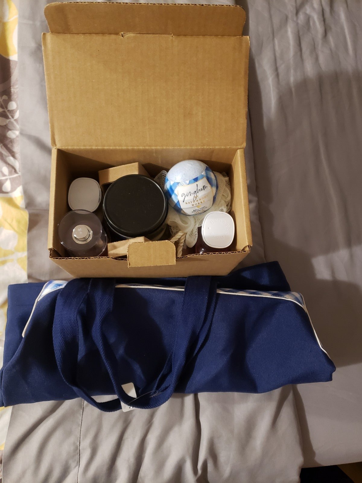 Bath and Body works gingham gift set
